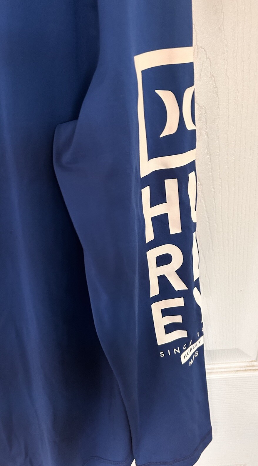Hurley Royal Blue Long Sleeve Crew Neck Polyester/Spandex Men’s Small Logo BxG