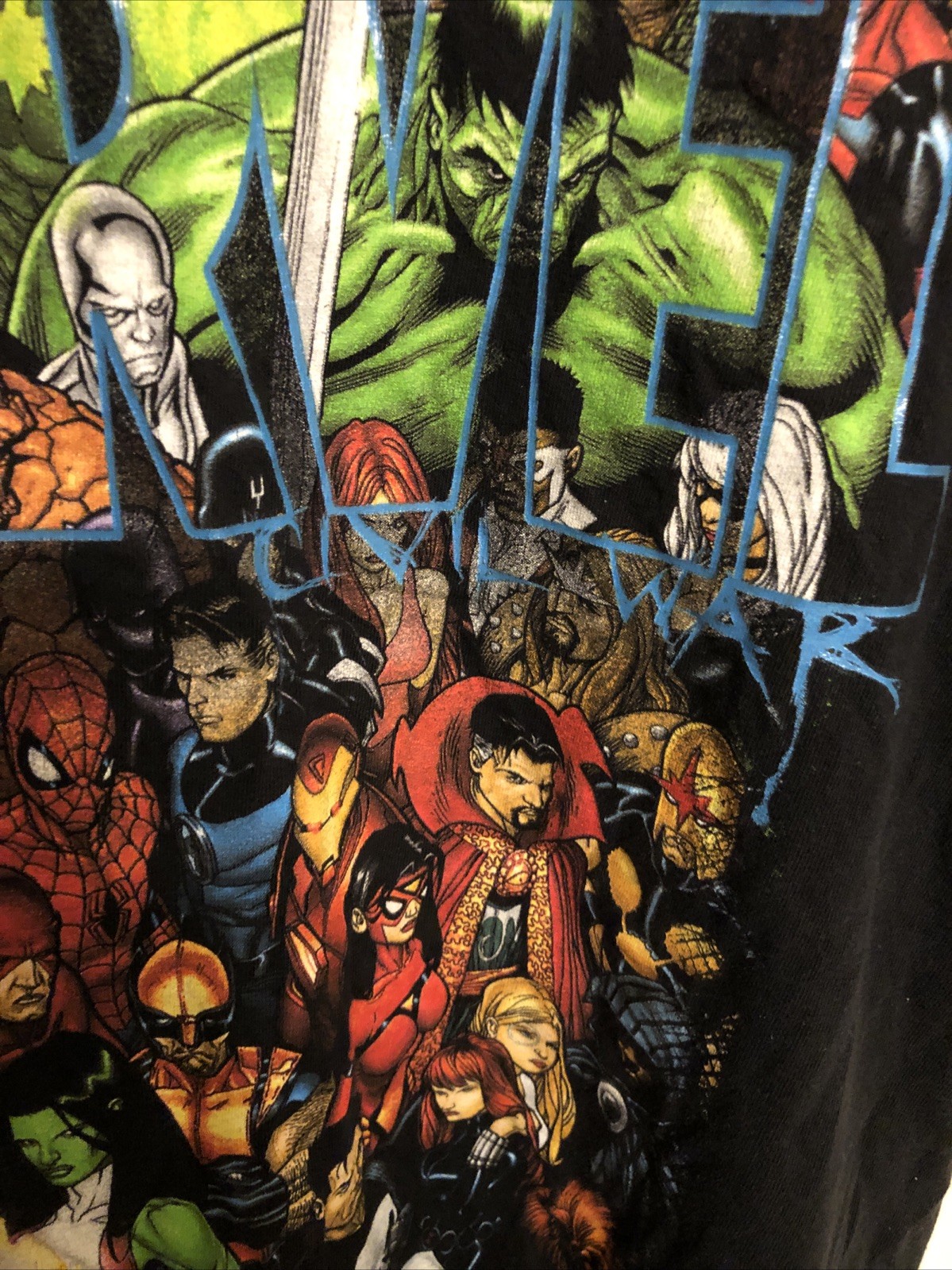 Marvel Comics Characters ‘Civil War’ Mad Engine Black Graphic Tee. Size Mens LG