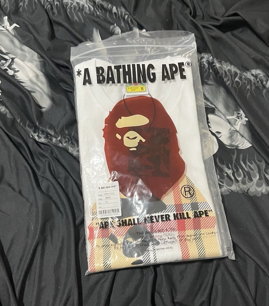 A Bathing Ape BAPE Ape Head Logo Graphic Print T-Shirt White Men’s M