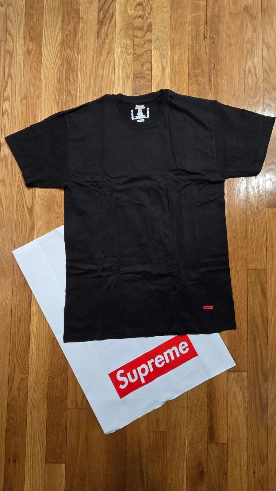 Supreme Hanes Tagless Tees, White / Black, Authentic T-Shirt, Plain, Hypebeast