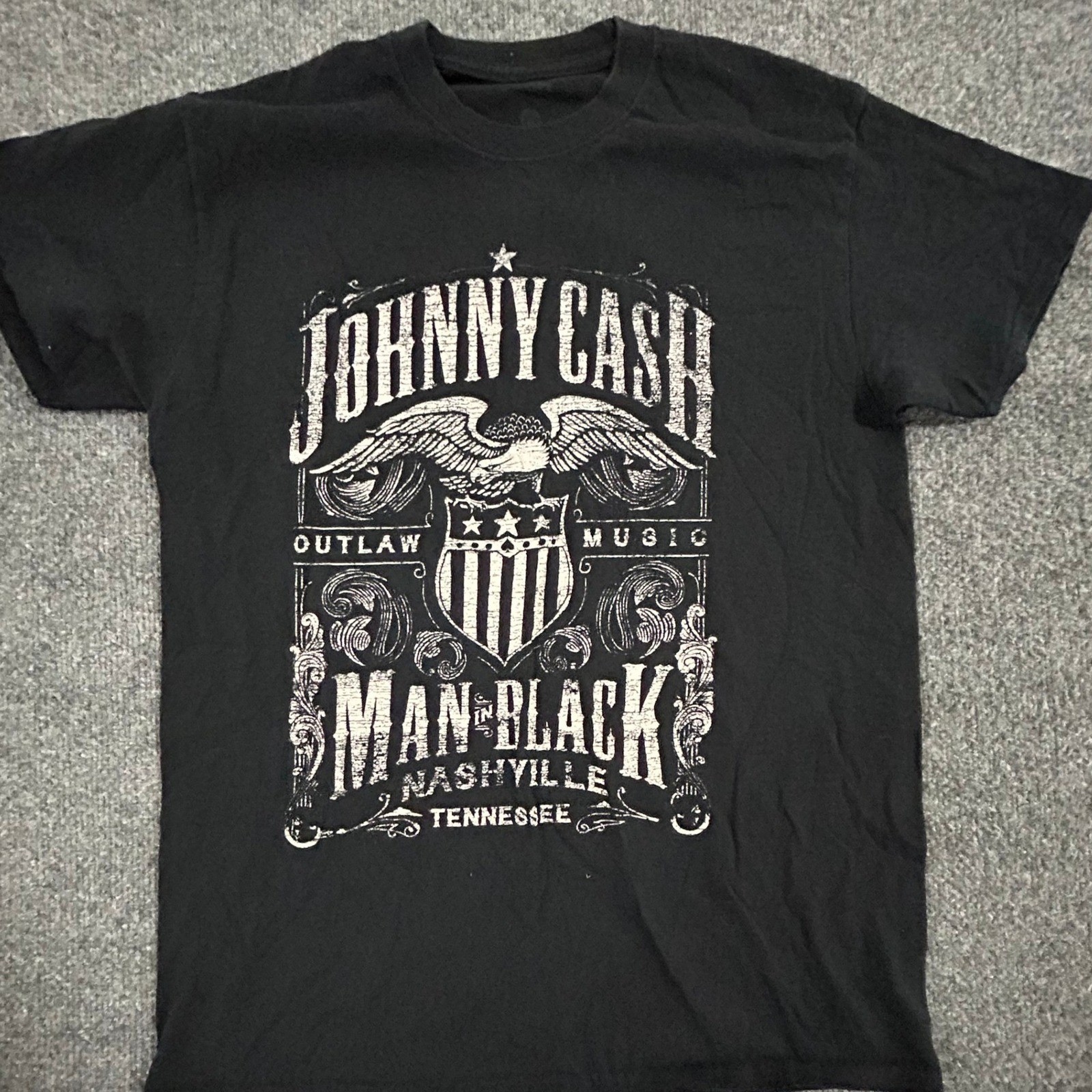Johnny Cash T-Shirt Mens Size MD Black Man In Black Outlaw Music Graphic