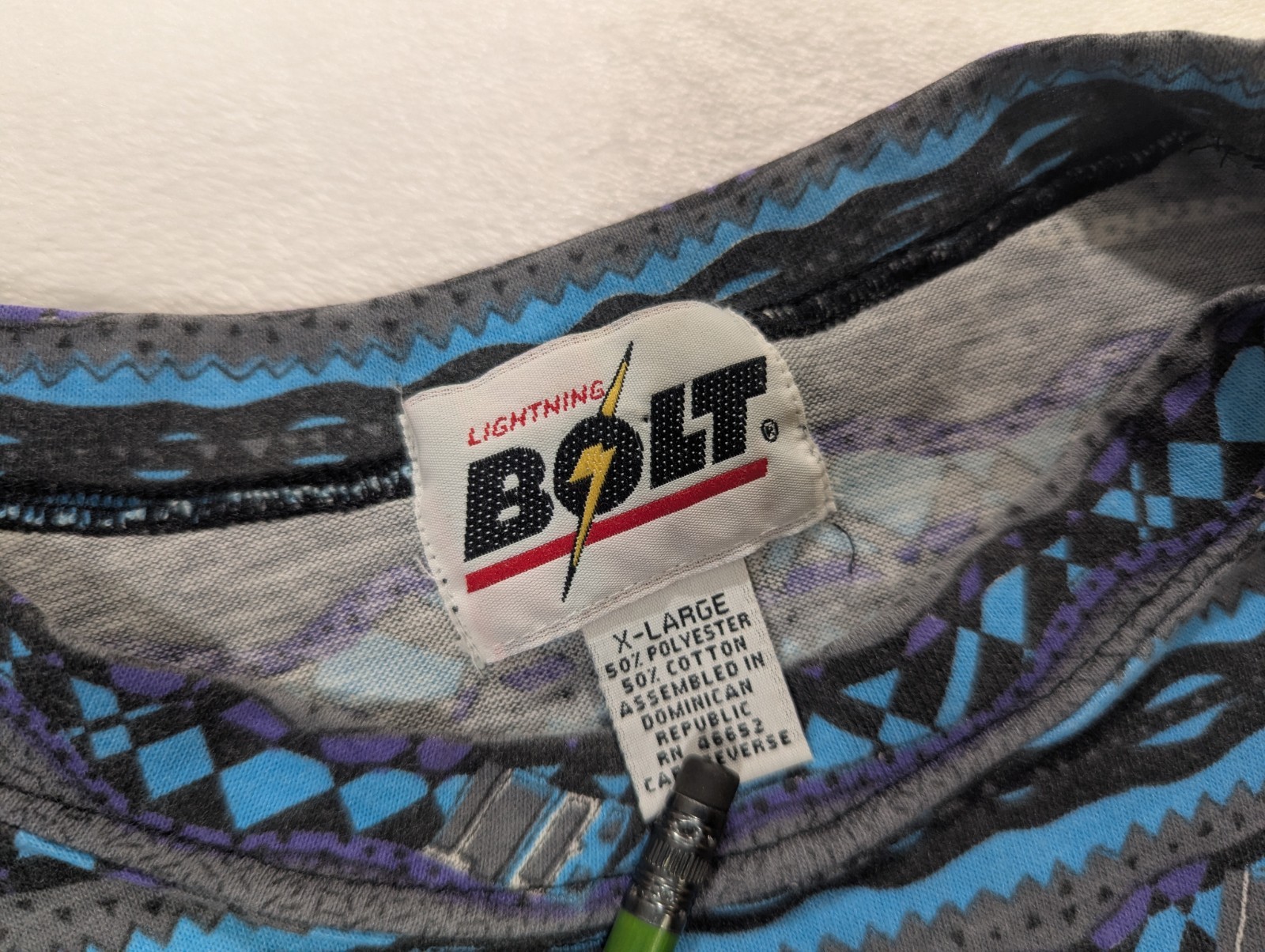 Vintage AOP Surf T-Shirt Pattern XL Boxy 80s 90s Bolt Streetwear Skater Blue