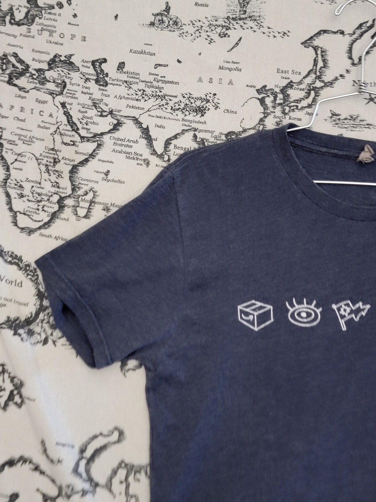Next Level Apparel Men’s Graphic T-Shirt – Blue – Size M
