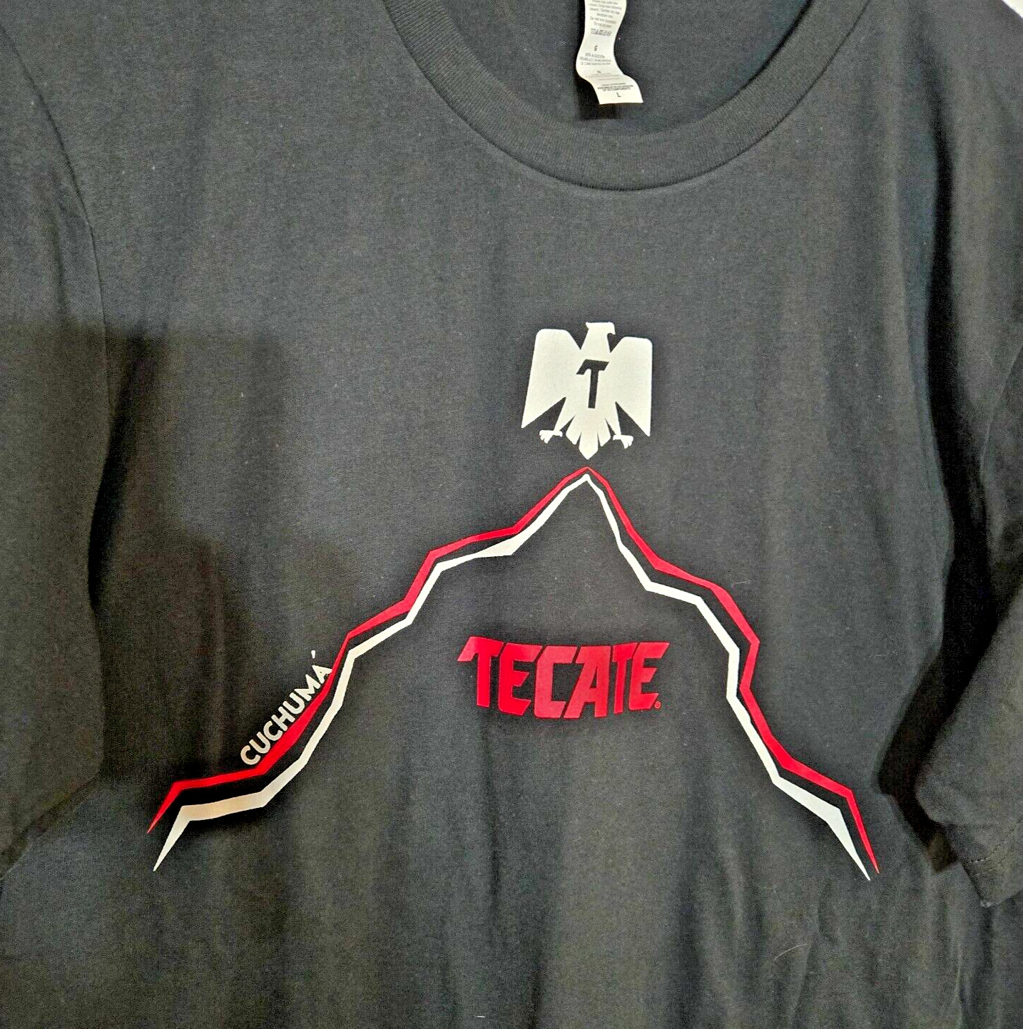 Tecate Cerveza Beer Official Licensed Logo Tee T-Shirt Shirt New Without Tags L