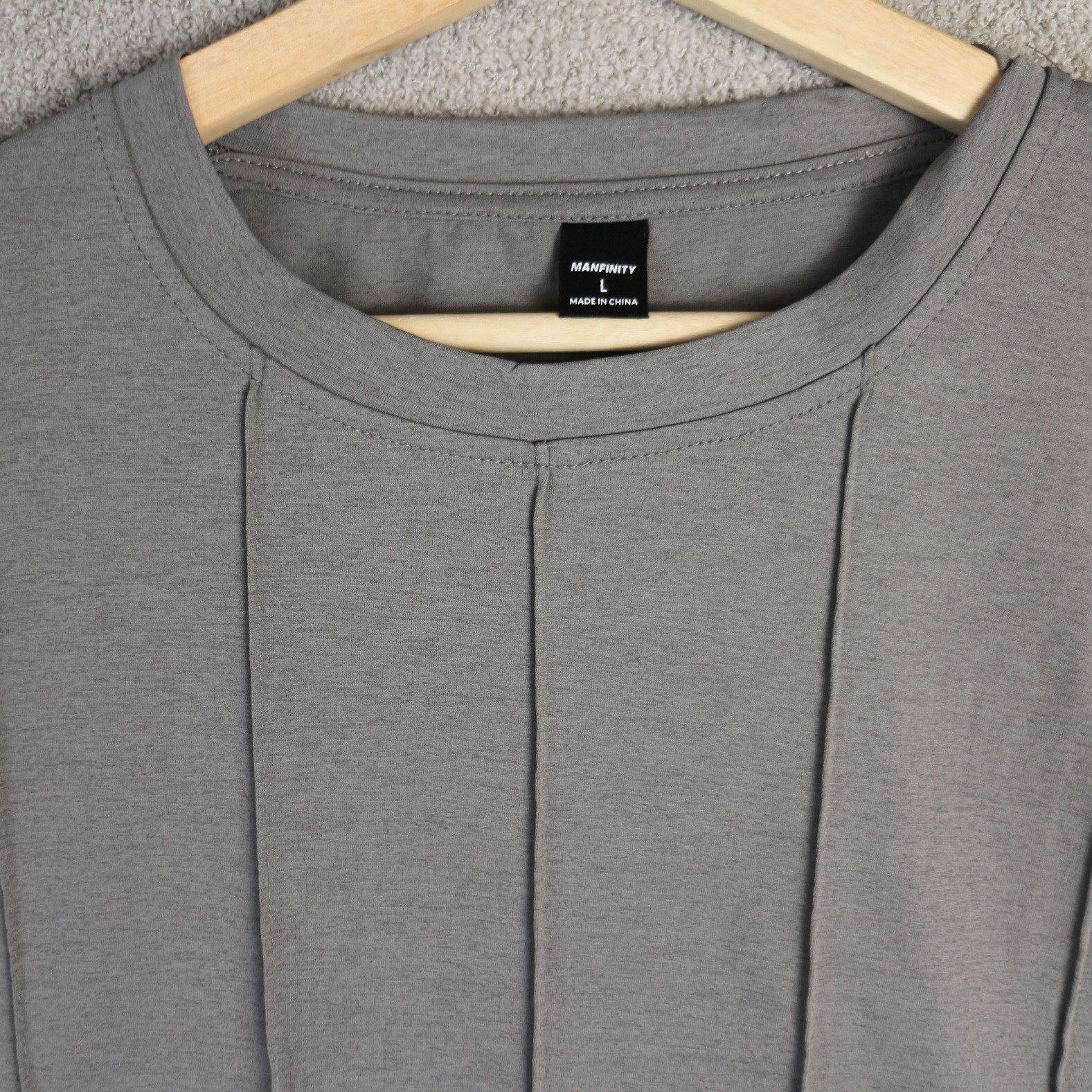 Manfinity T-Shirt Men’s Size Large Grey Pintuck Pleated Hypnotize Short Sleeve