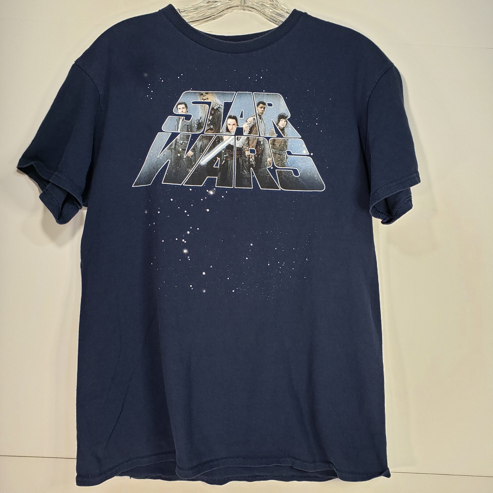 Rey-Star Wars Shirt Men’s M Graphic Tee, Width 19in Length 25in.