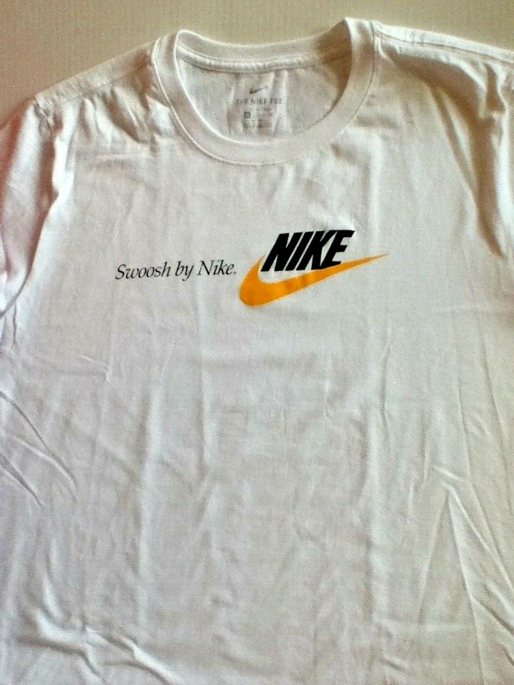 AUTHENTIC NIKE SWOOSH BY NIKE CORE T-SHIRT CK9826-100