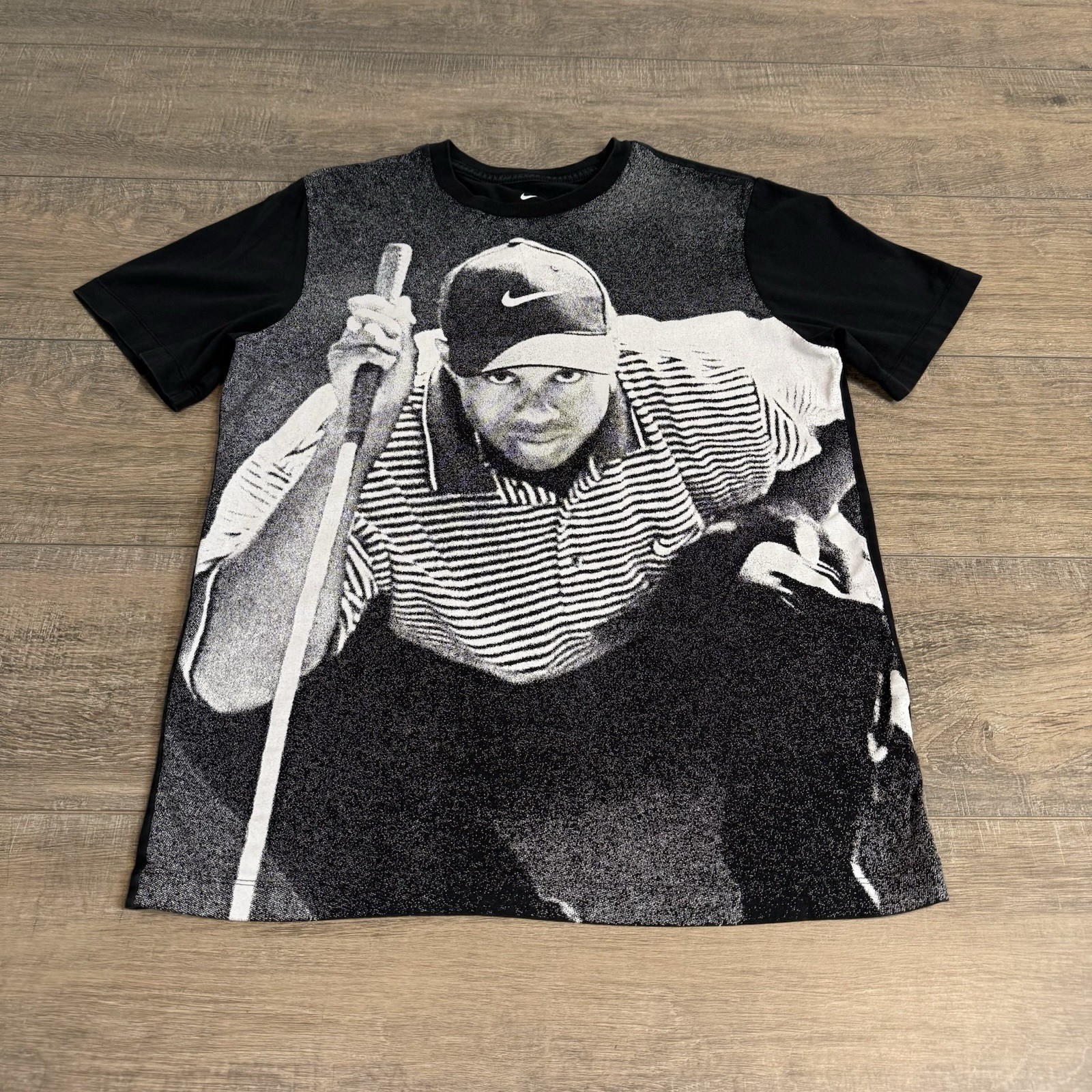 Nike Tiger Woods Mens TW 25th Anniversary Graphic T-Shirt Size Medium Black B14