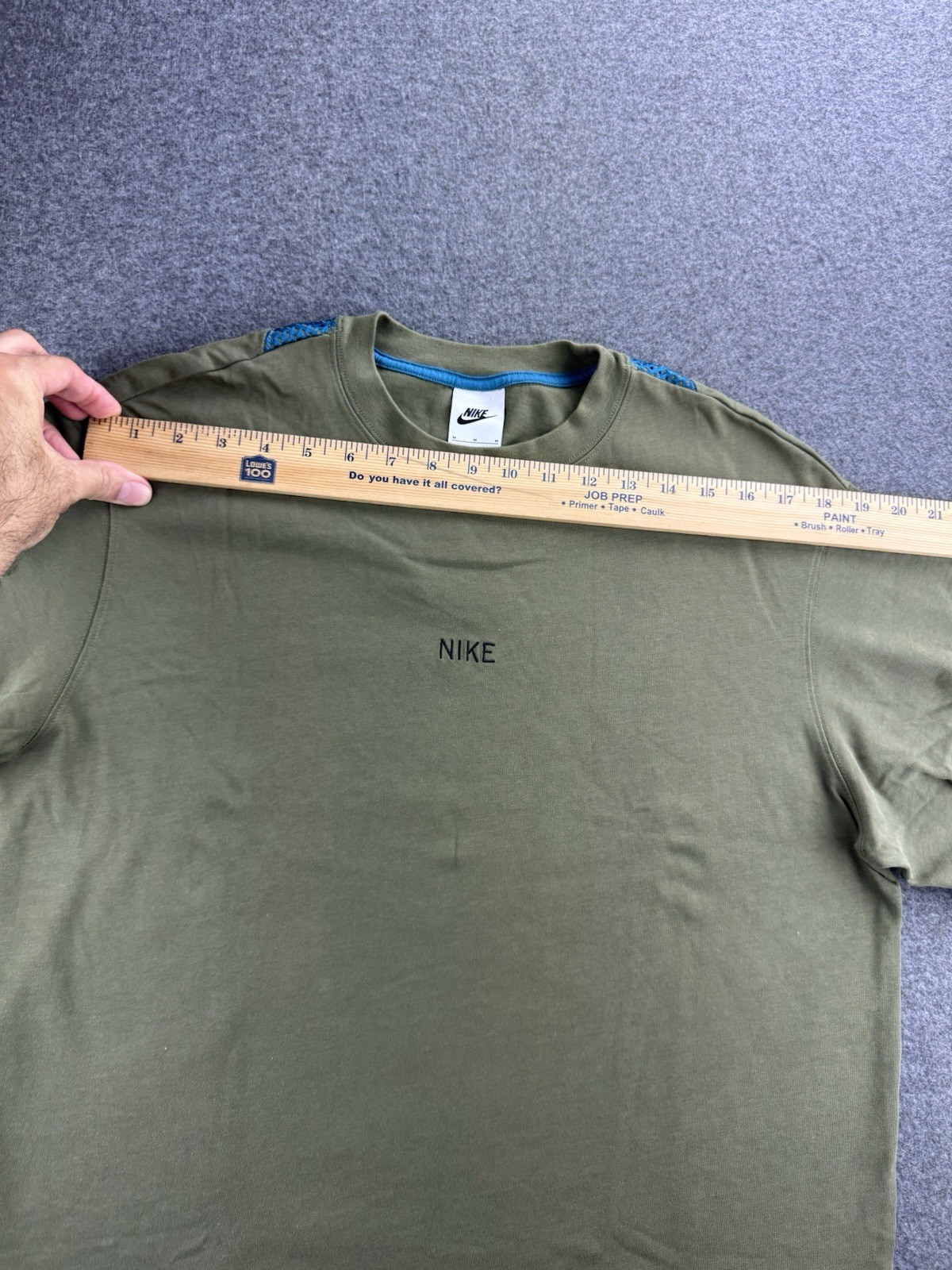 Nike Sportswear T Shirt Size Medium Olive Green Mesh Back Pleated VTG Inspired