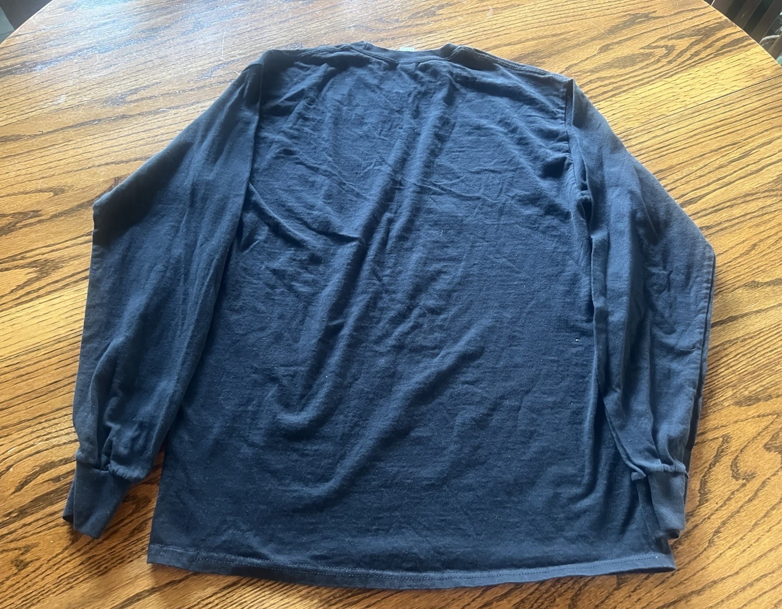 GILDAN 2 MEN’S BLACK LONG SLEEVED T SHIRTS
