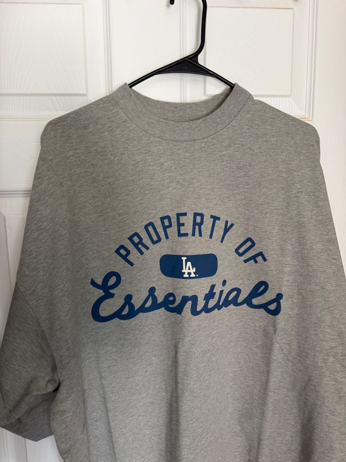 New Essentials Fear of God MLB LA Dodgers Gray Men’s T-Shirt Medium $130
