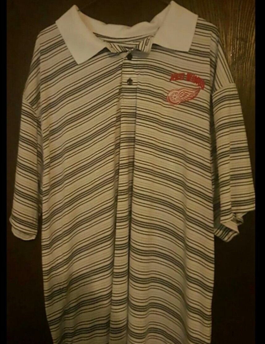 Detroit Red Wings NHL Short Sleeve 2 Buttons Up To Collar Mens Shirt Size 2XL