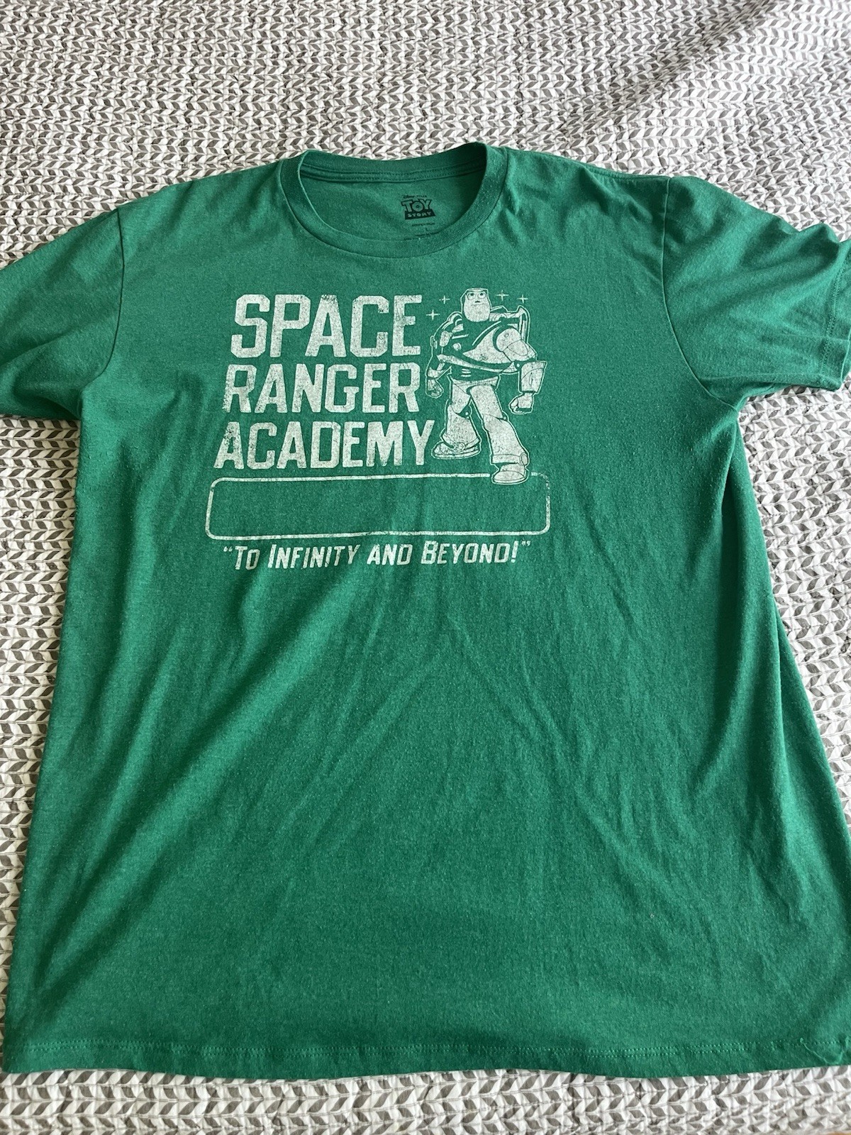 Disney Pixar Buzz Lightyear Space Ranger Academy Green Adult T-Shirt Large