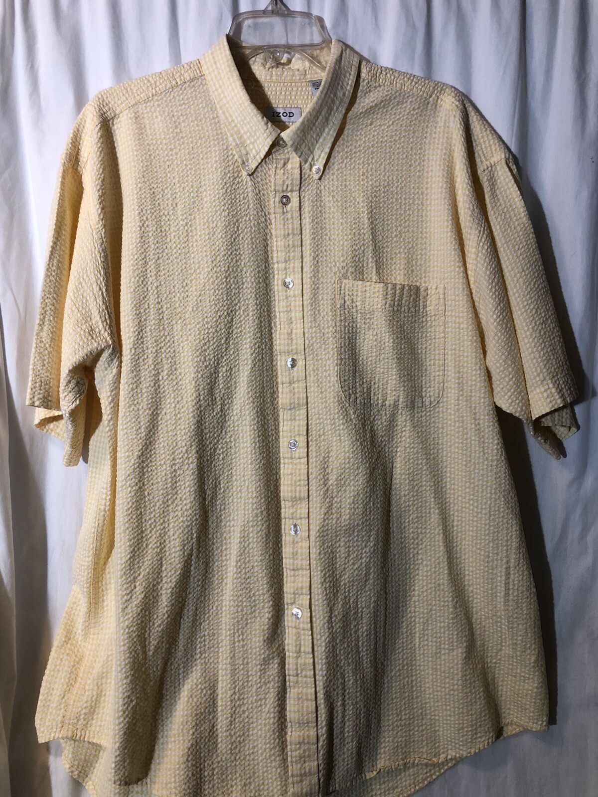Mens Izod XL Yellow Shirt Button Front Short Sleeve Shirt Tail Hem