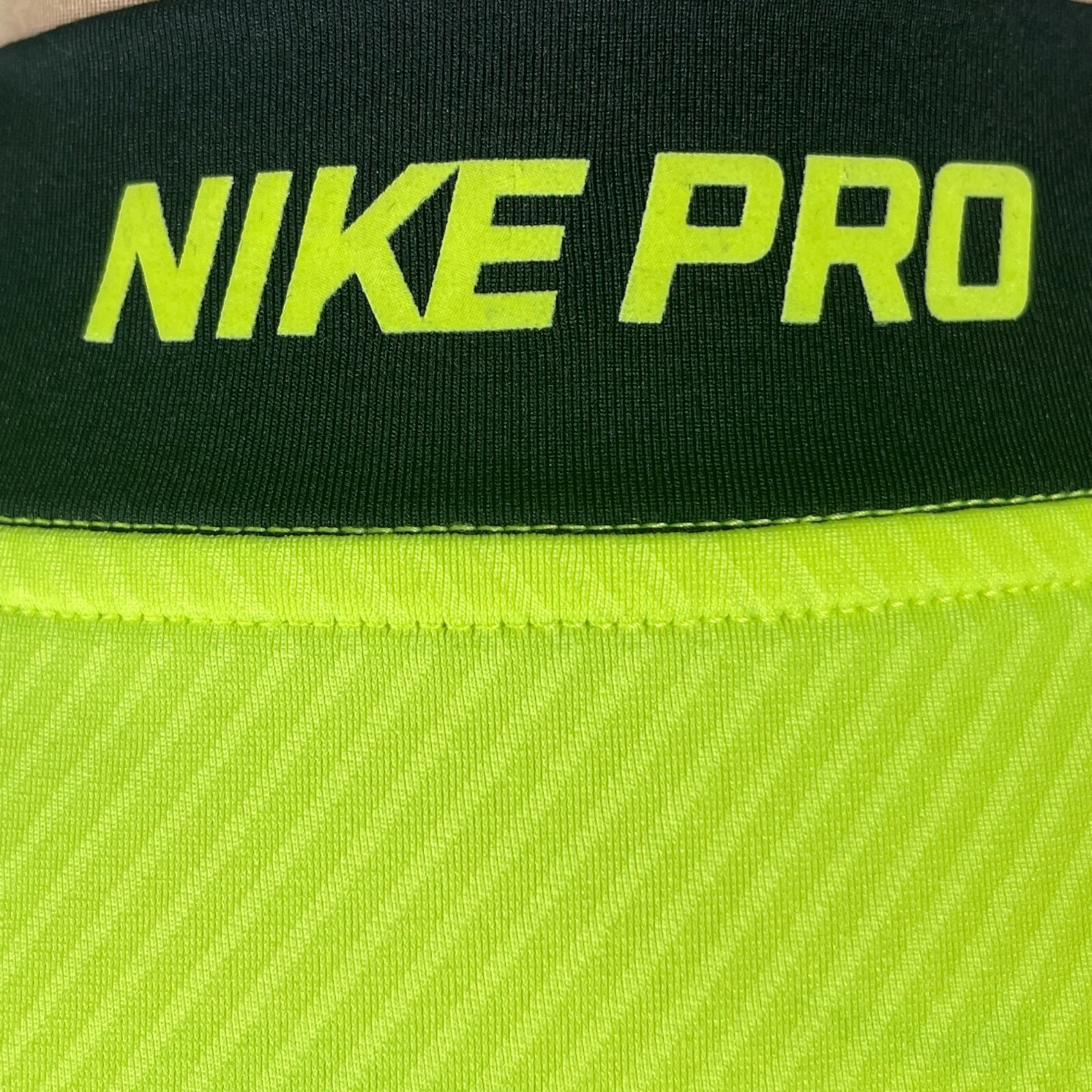 NWT Nike Pro Combat Dri-Fit Old Dominion Monarchs Chartreuse 1/4 Zip Pullover L