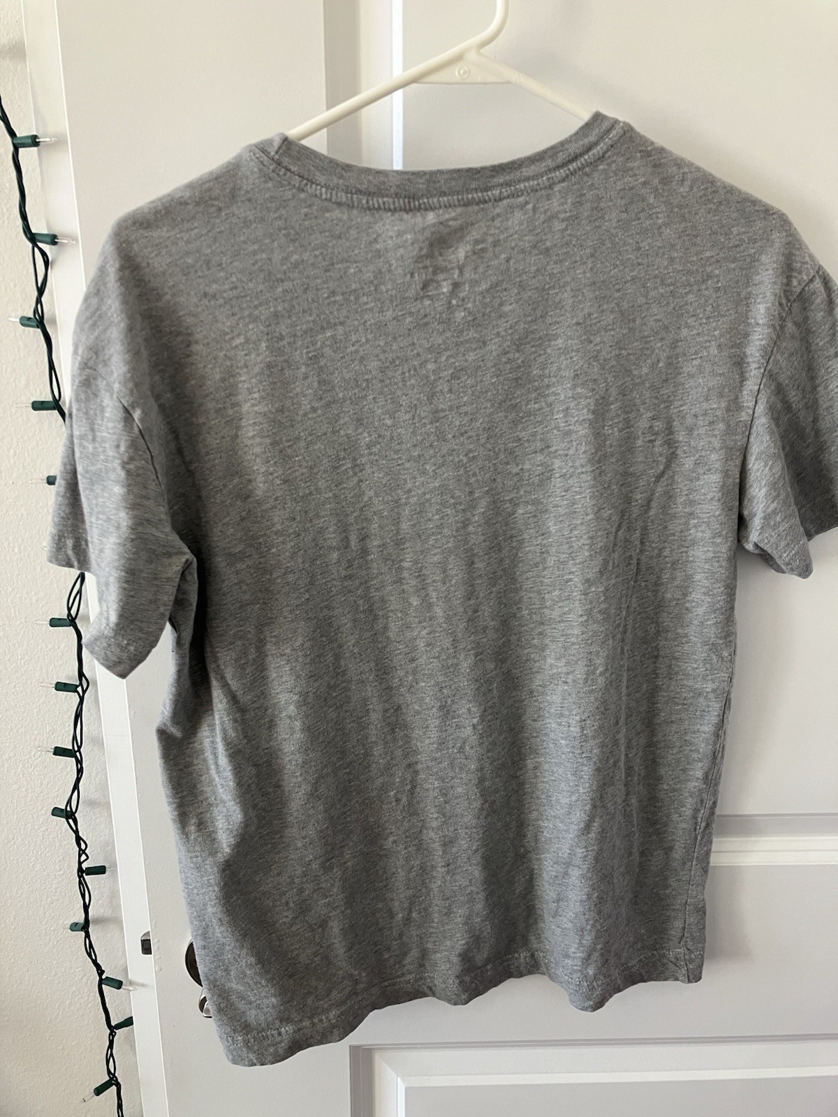 Nike Gray Tshirt Logo Patch Men’s XS Loose Fit (A07)