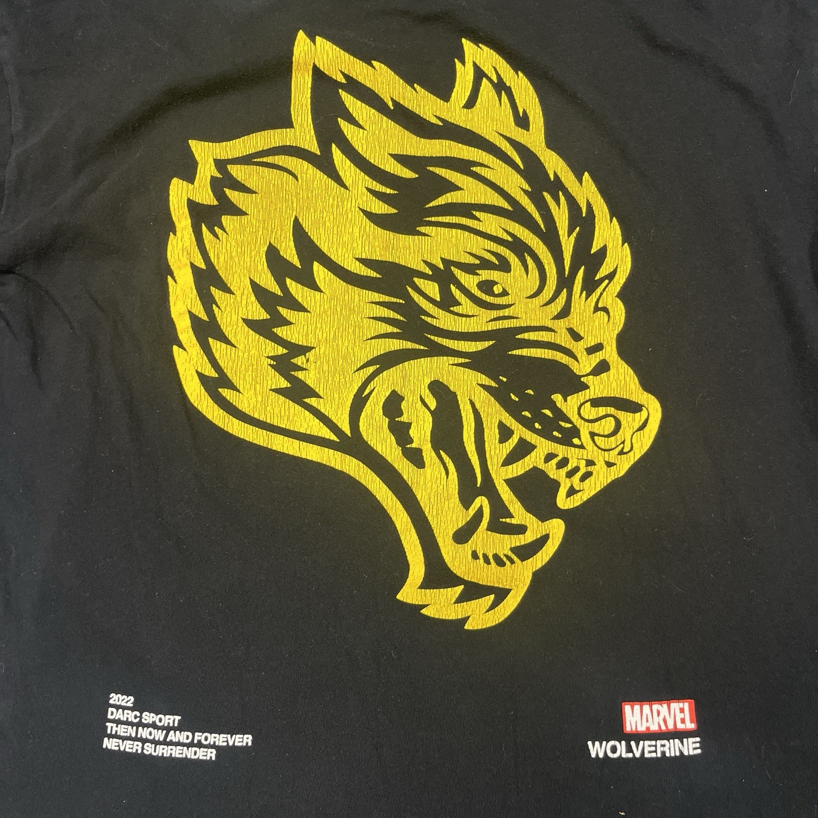 Darc Sport Shirt Medium Marvel Wolverine Bodybuilding Weightlifting 26/1000
