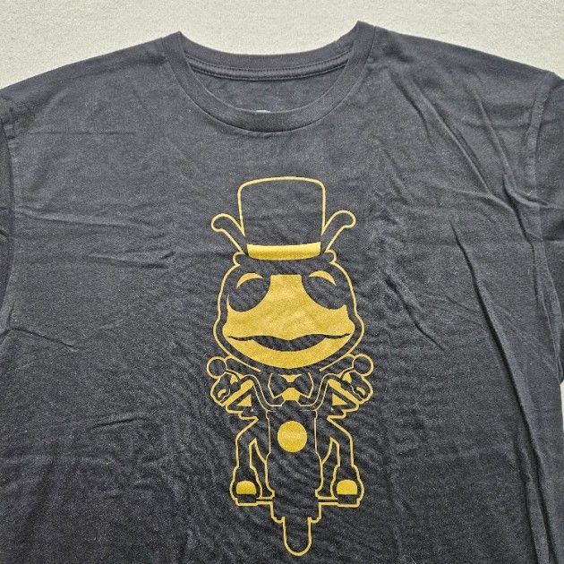 Enemy Ink Men’s Large Black Short Sleeve Bee Riding Motorcycle Graphic T-Shirt