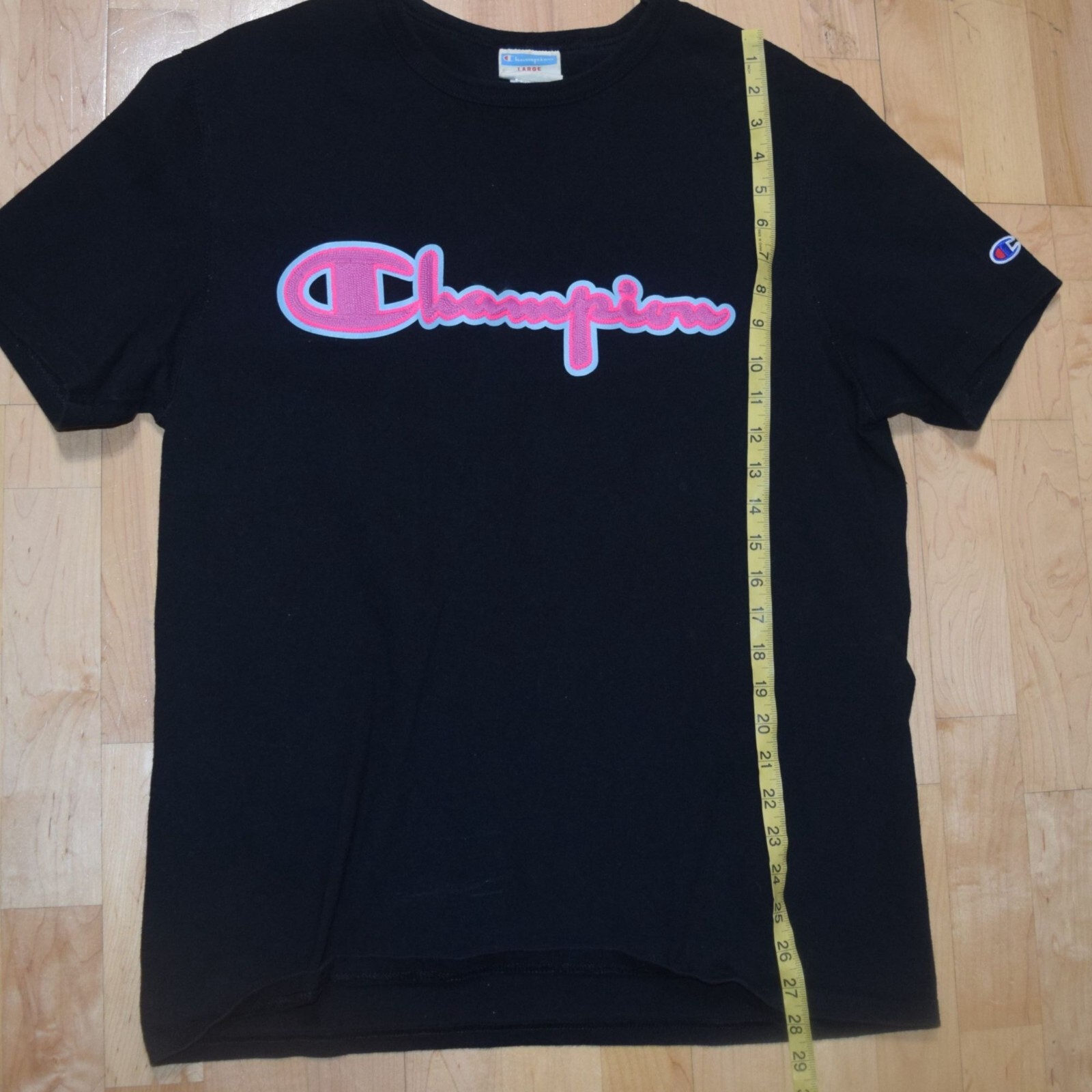 CHAMPION Men’s Sz L Embellished Tee T-SHIRT