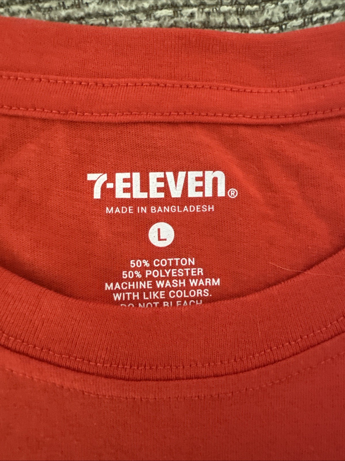 7-Eleven Santa’s Reindeer Shirt Large L tshirt Dasher Dancer Vixen Slurpee T16