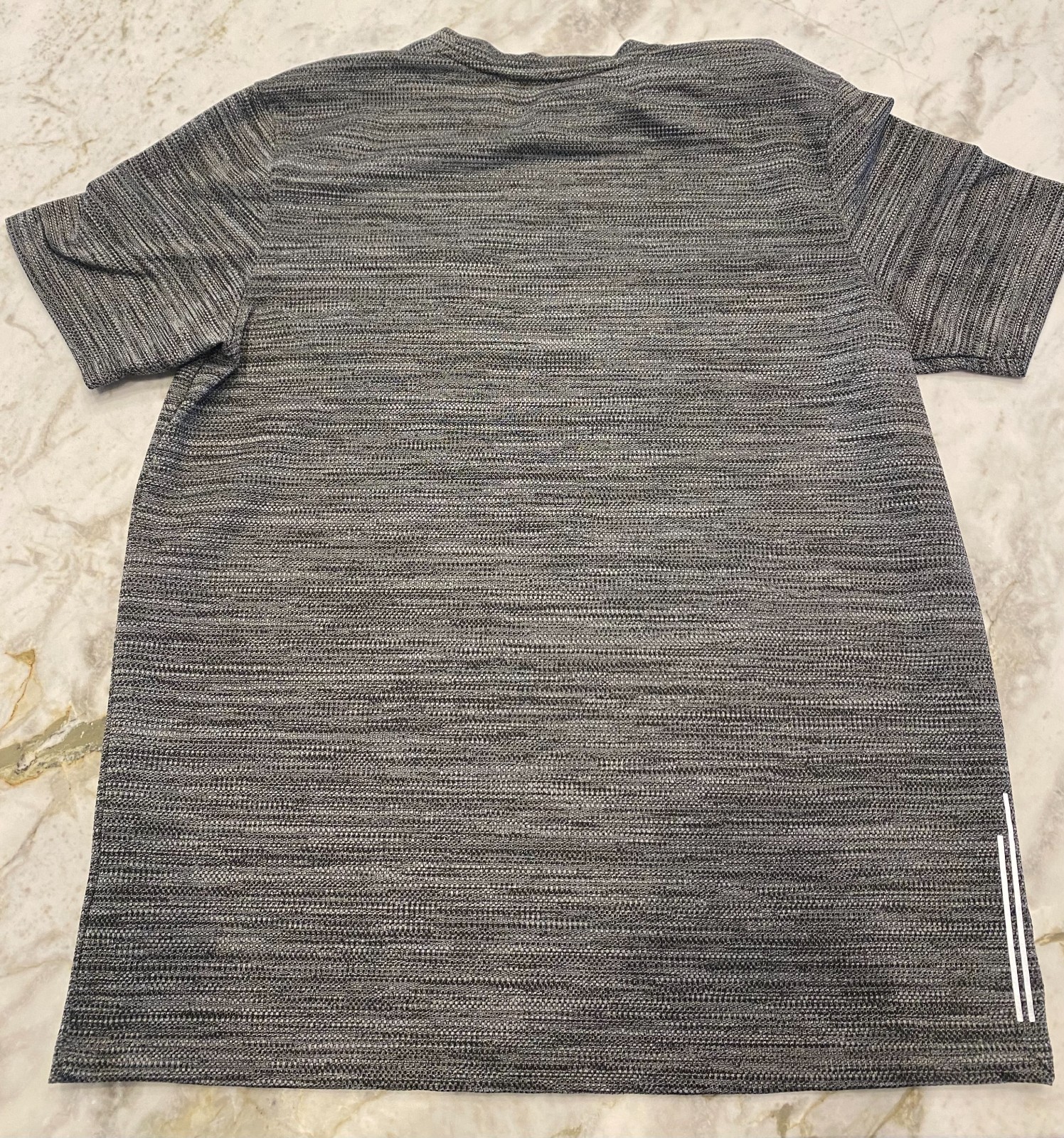 Kenneth Cole Active Front Pocket Dark Gray Men’s Crewneck T-shirt Size Large