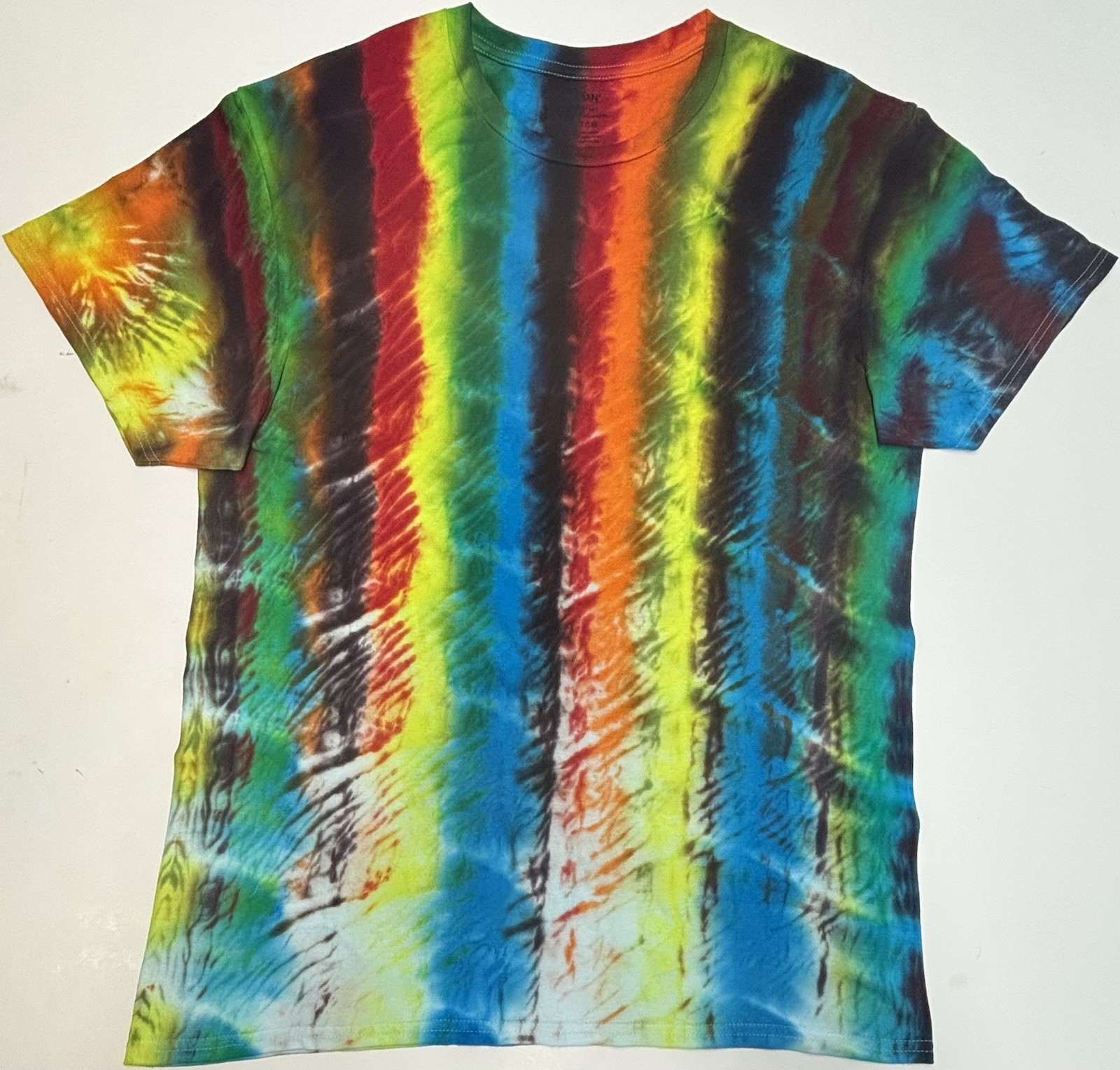 Artisan Handmade Tie Dye Adult T-Shirt Size Large Unique Rainbow Design Tee NEW
