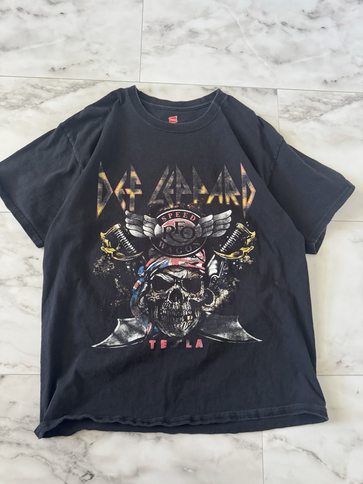 Def Leppard 2016 Tour Official Men’s T-Shirt, Size Large