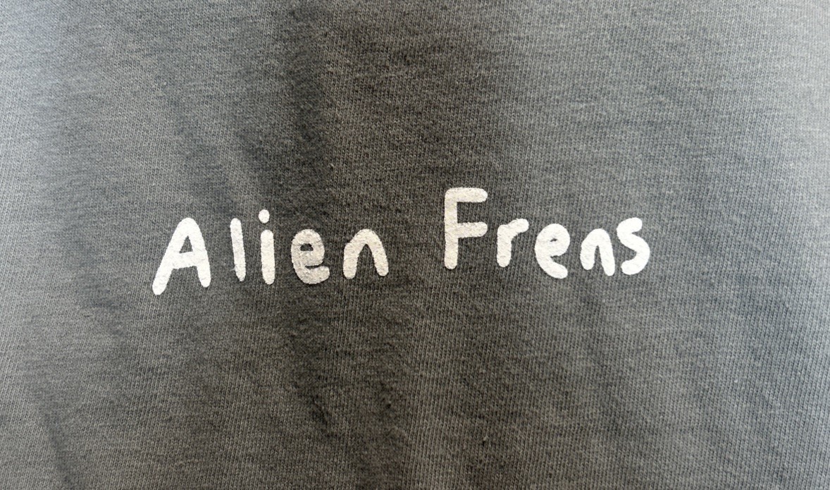 Alien Frens Long-Sleeve & Hoodies XXL Lot Of 4 Gray Black Tan