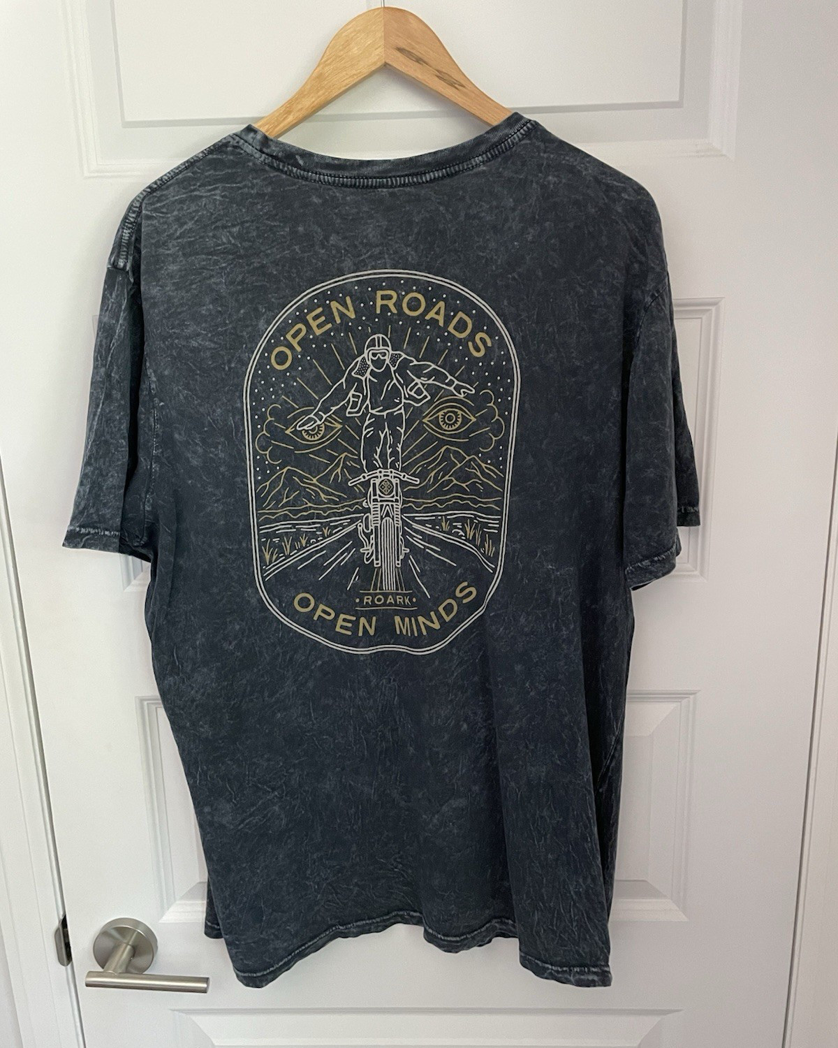 Roark Mens L “Open Roads Open Minds” Graphic Distressed Acid Moto Black T-Shirt