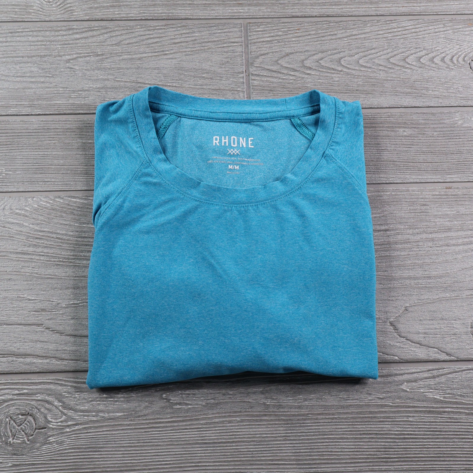 Rhone Reign Tech Tee Men’s Size Medium Performance Long Sleeve Light Blue