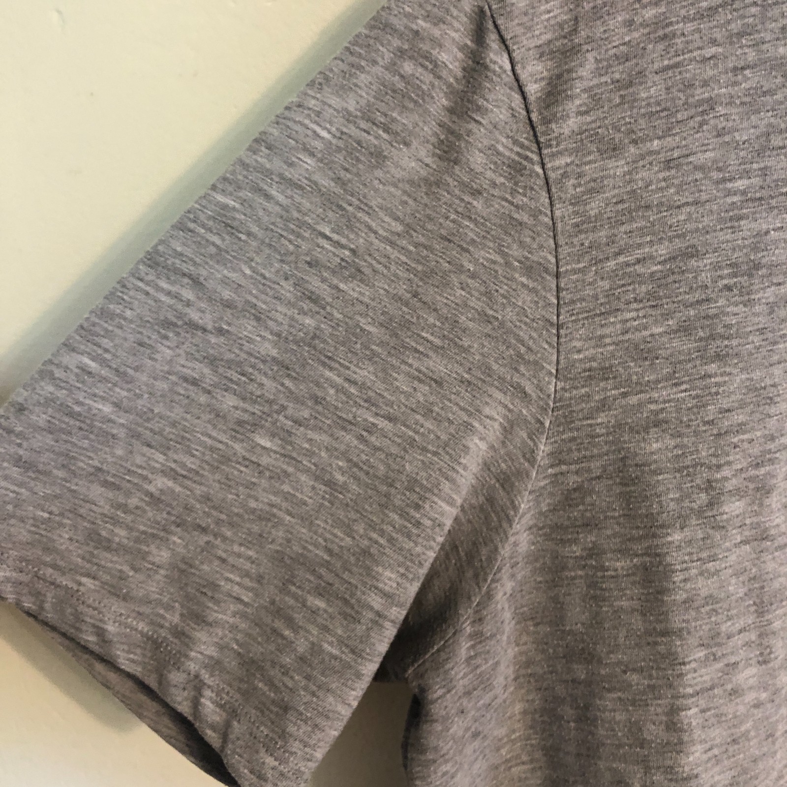 Nike Tee Athletic Heather Gray T-Shirt Sz M 2-Sided Illegal Use of Speed