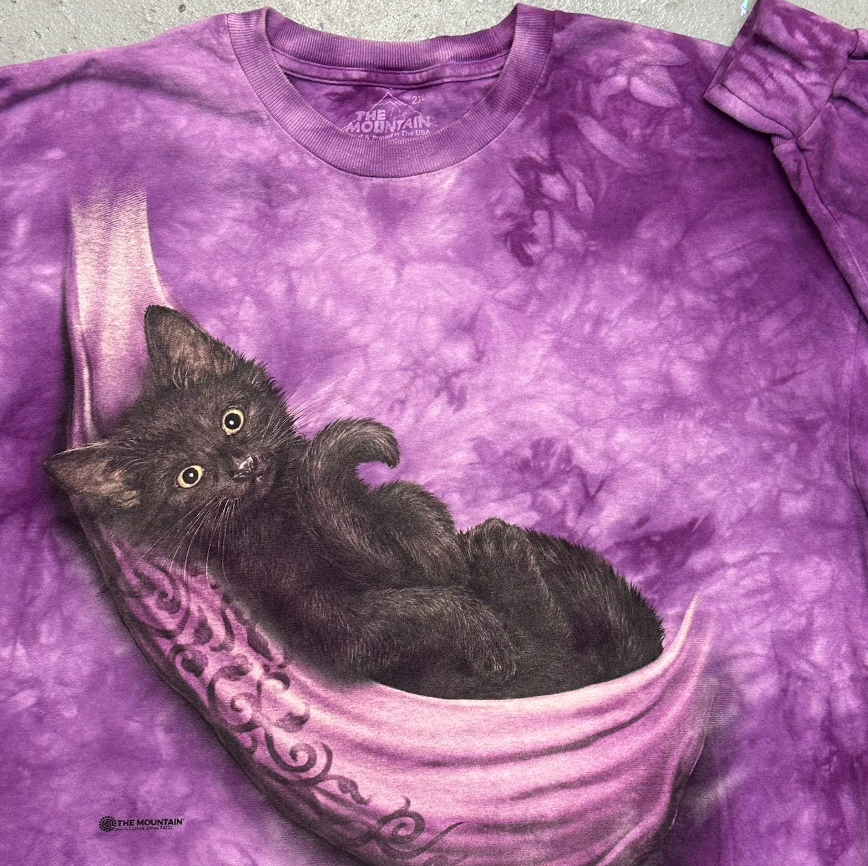 The Mountain Cat T Shirt Mens 2XL Purple Black Kitty Tie Dye Long Sleeve Hippie