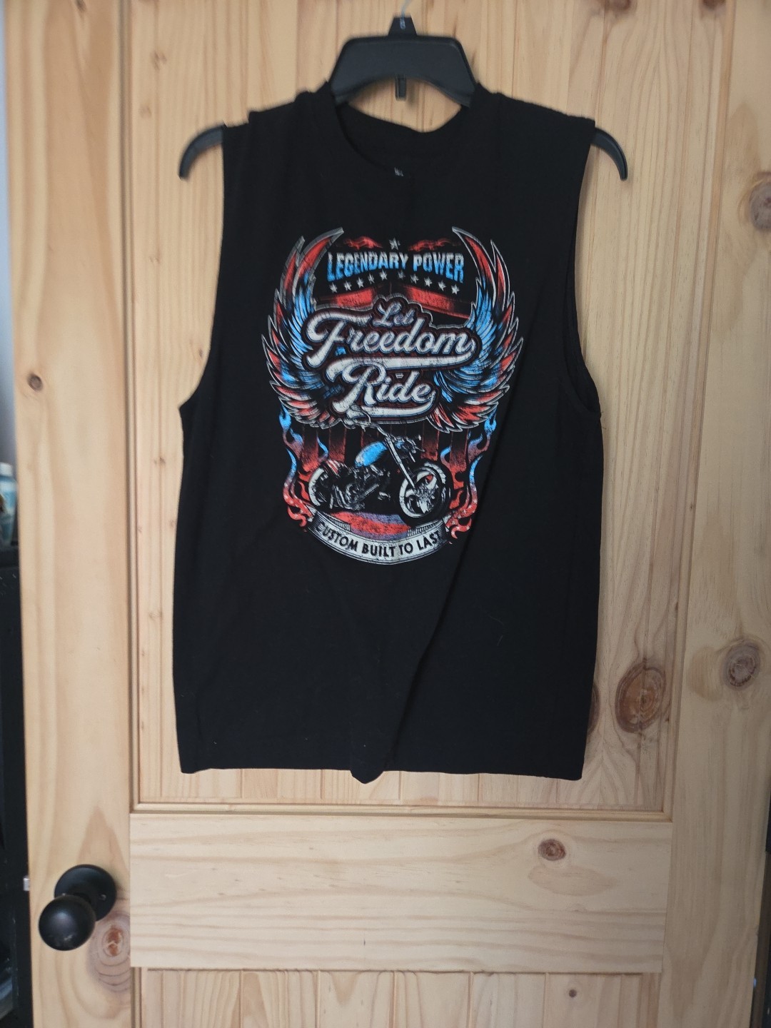 Mens T-Shirt SOLID BLACK SLEEVELESS MUSCLE TEE Size S 34-36