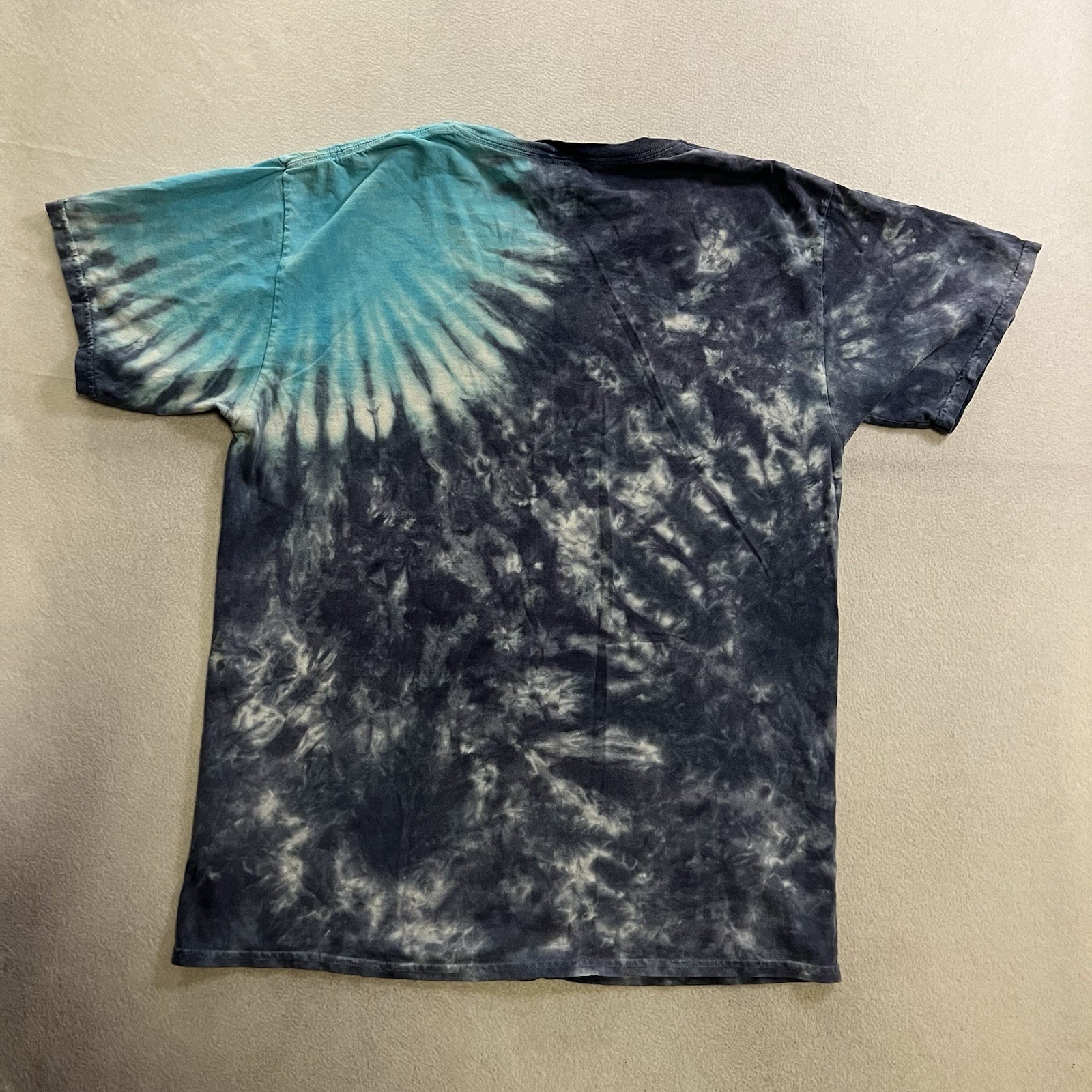 Disney Disneyland Resort Mickey Shirt Men’s Large Blue Tie Dye 2017 Graphic Tee