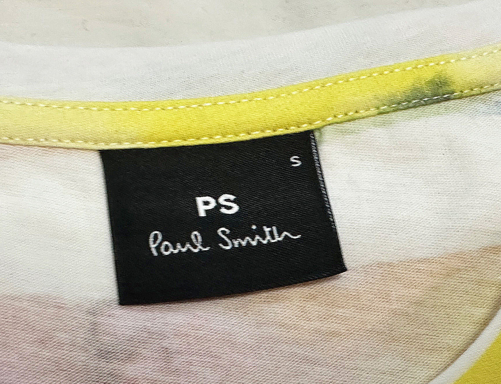PAUL SMITH 100% COTTON MULTICOLOURED T-SHIRT / TOP BRAND NEW TAGS RARE SZ-S