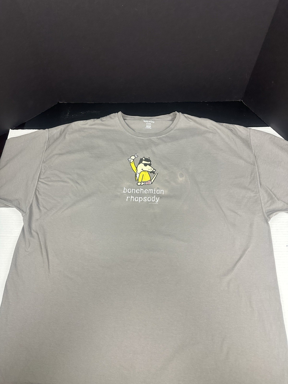 Teddy the Dog 3XL “Bohemian Rhapsody” Tshirt Spot On Front See Picture