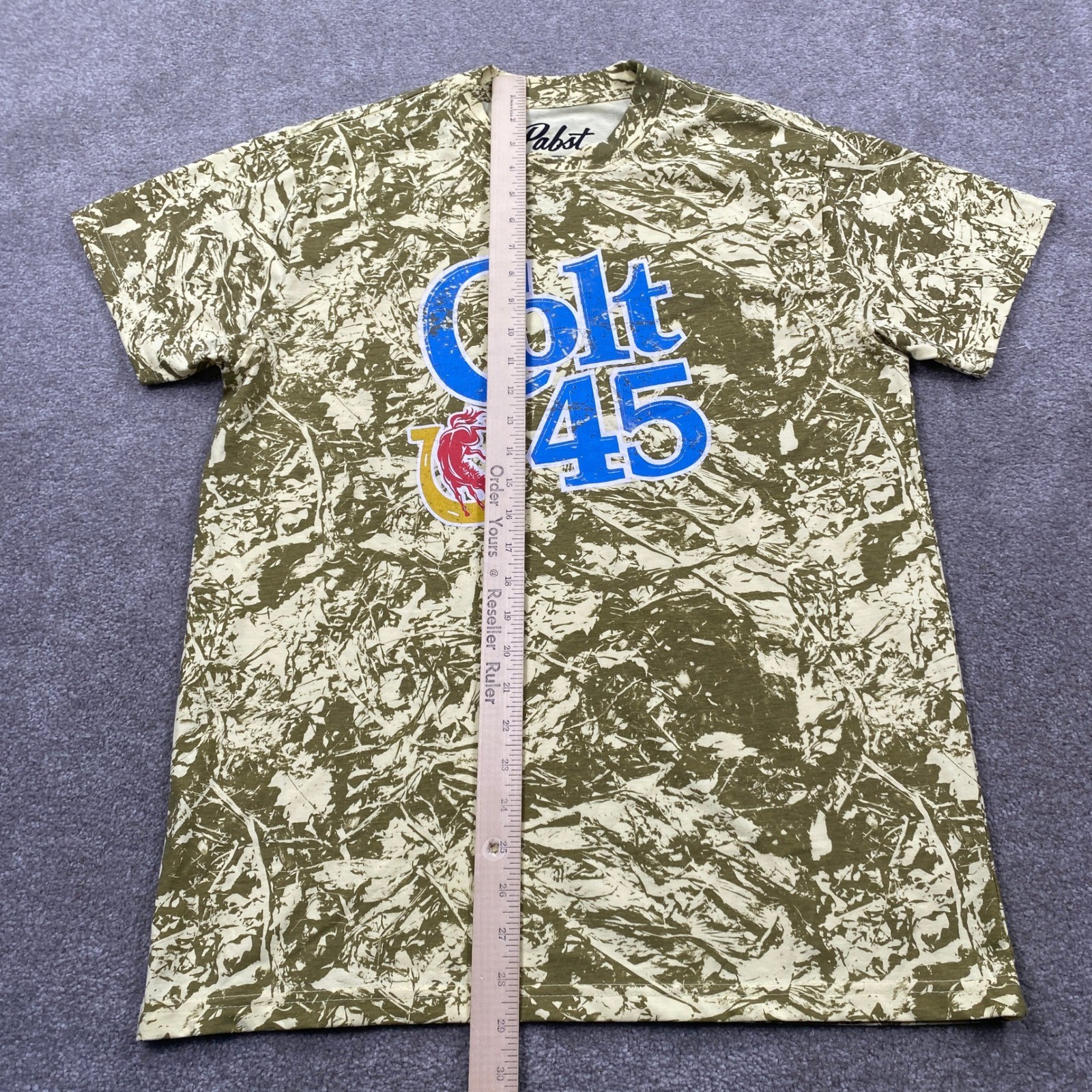 Pabst Colt 45 T-Shirt Mens Medium Green All Over Print Malt Liquor Graphic Tee