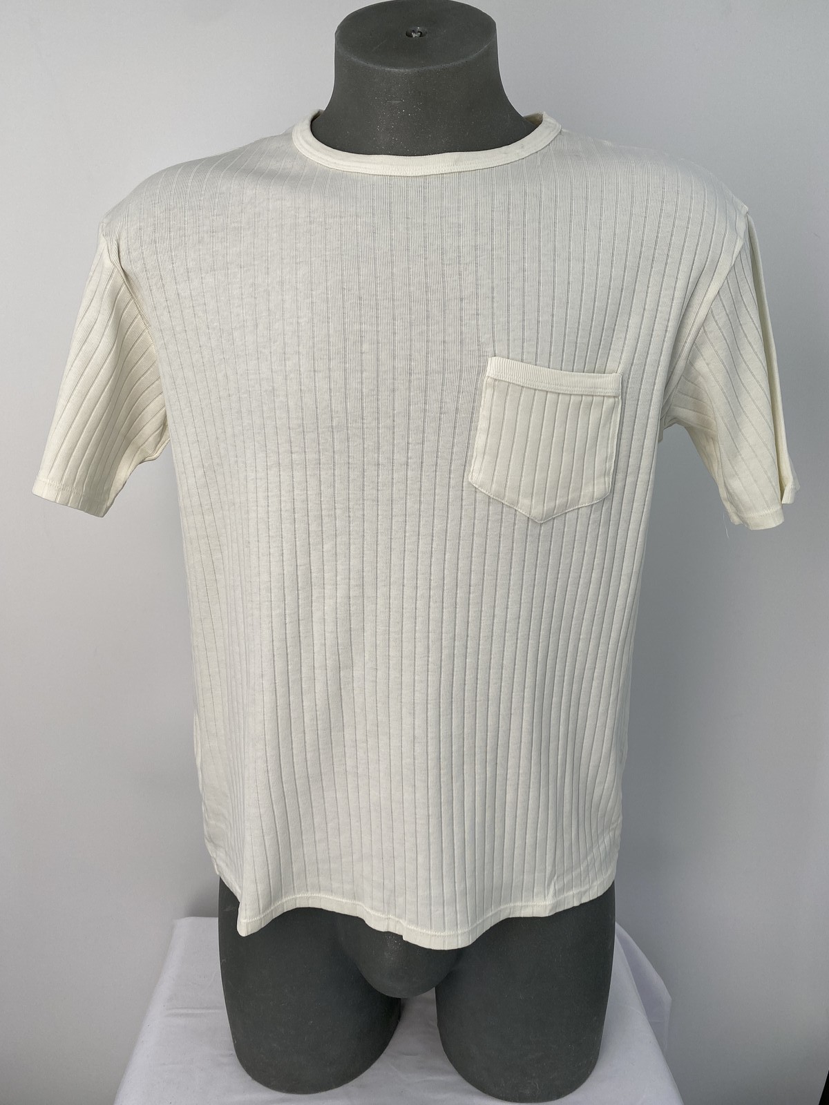 Knickerbocker Mens T-Shirt Milk White Size L Rib Pocket Short Sleeve Jersey