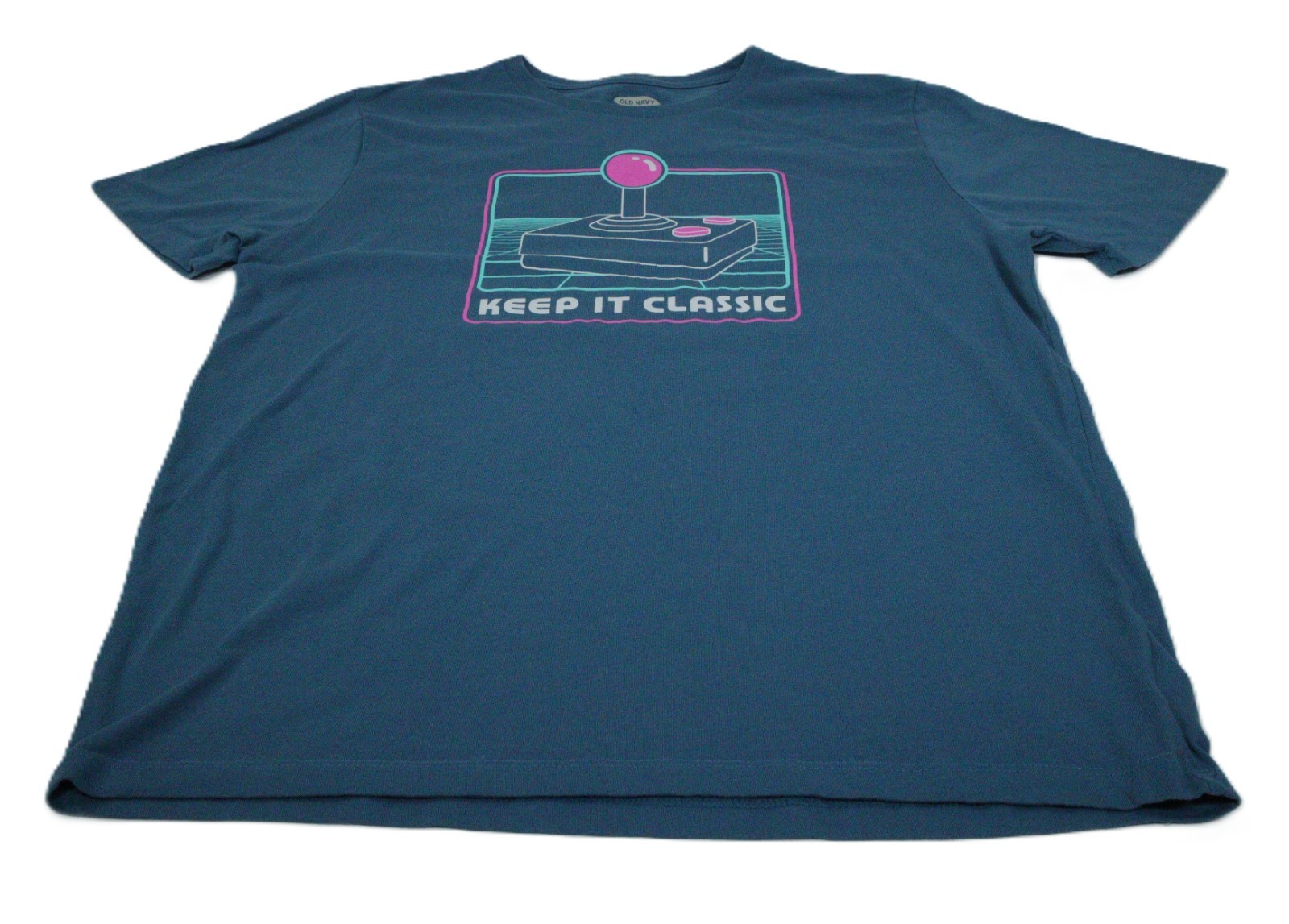 Men’s Medium T-Shirt “Keep It Classic” Retro Joystick Graphic Soft-Washed T0436