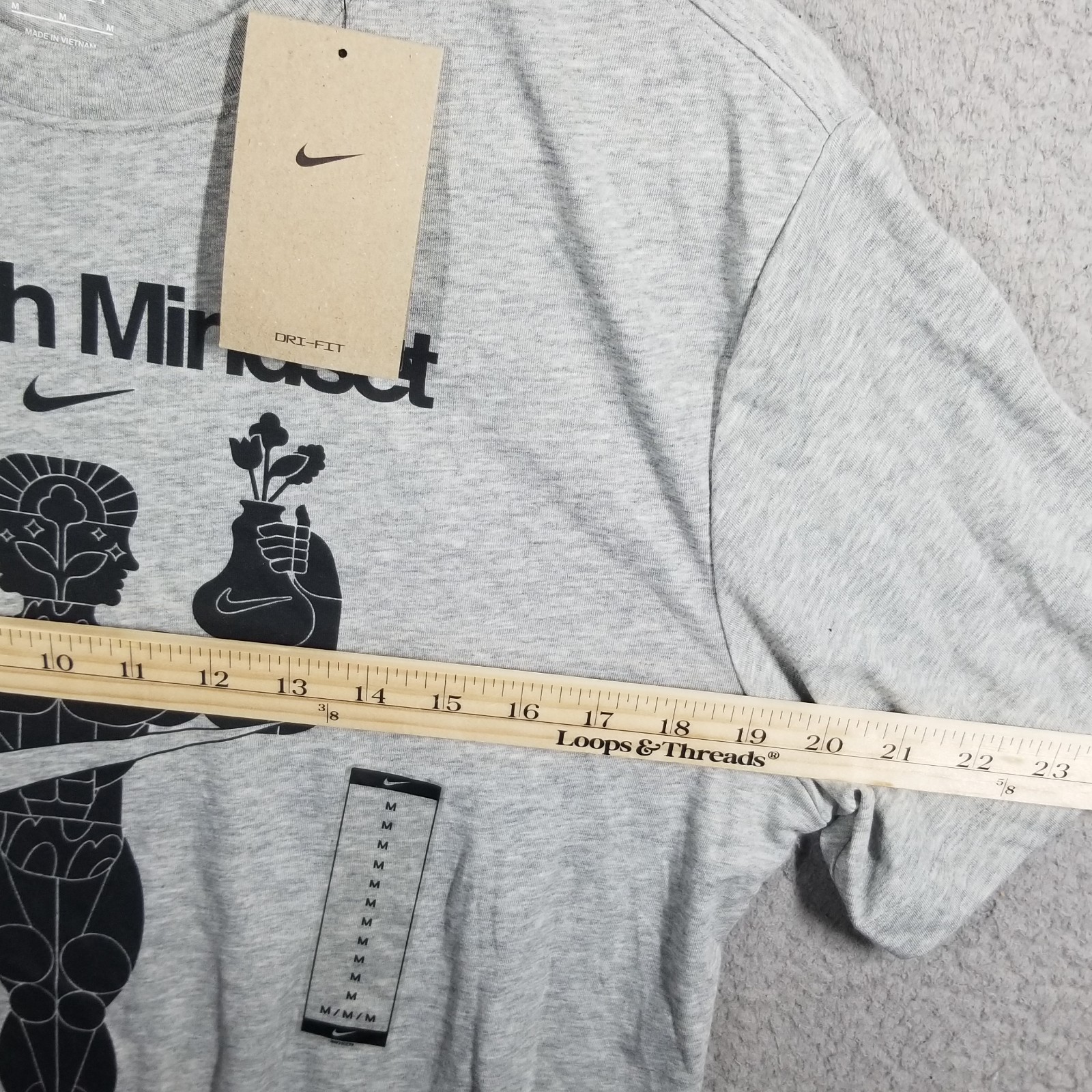 Nike Dri-Fit Graphic Training T-Shirt “Growth Mindset” Grey Mens M (DM6273-083)