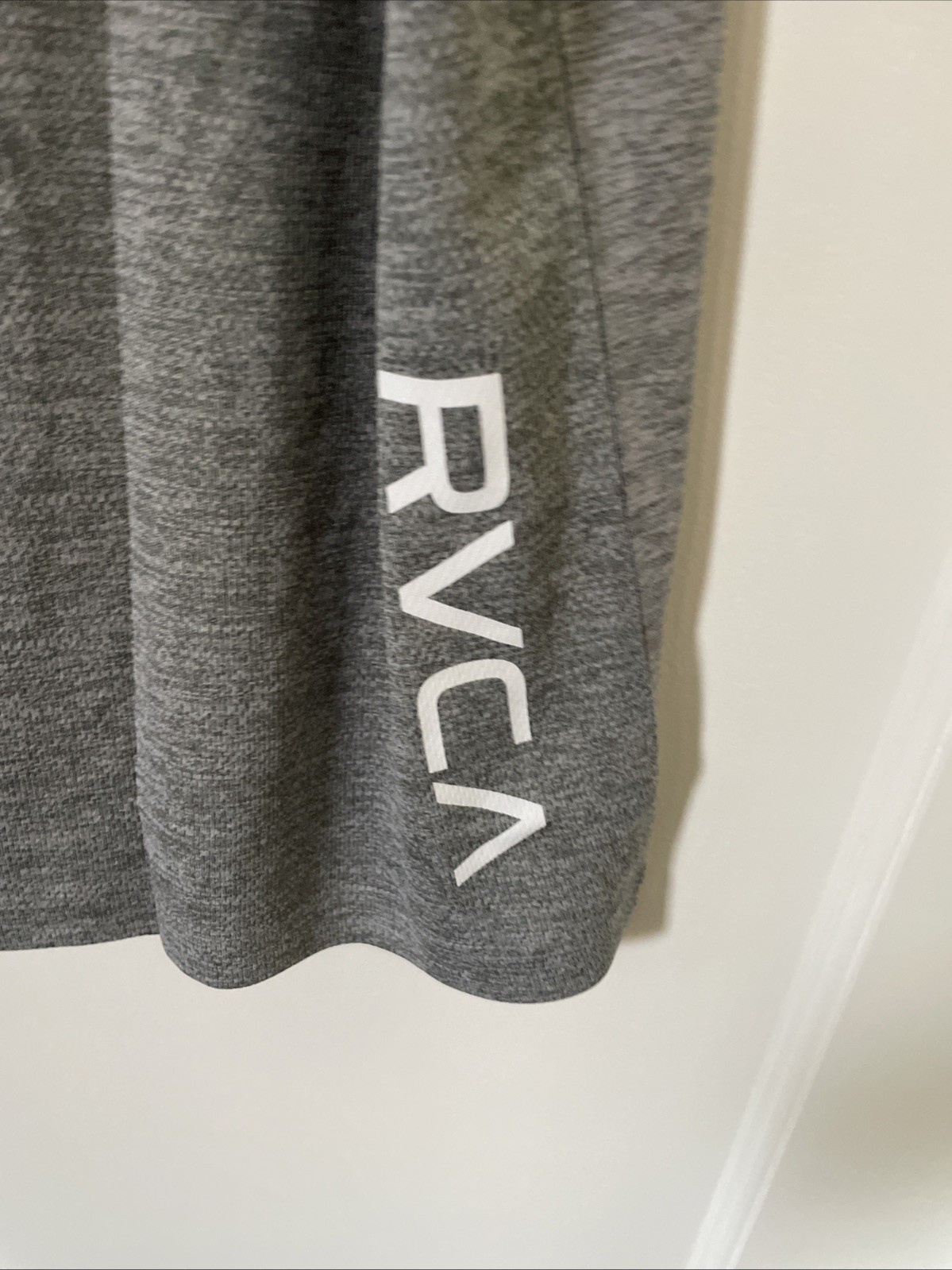 New RVCA Sport Active Tank Top Gym Running Street Style Men’s Shirt Size XXL