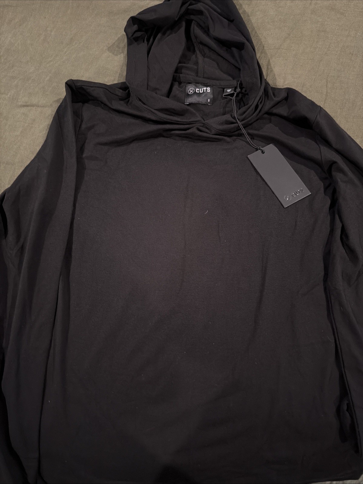 NWT Cuts AO Men’s Small Long Sleeve Hooded Curve-Hem Black Shirt- $72 Retail!
