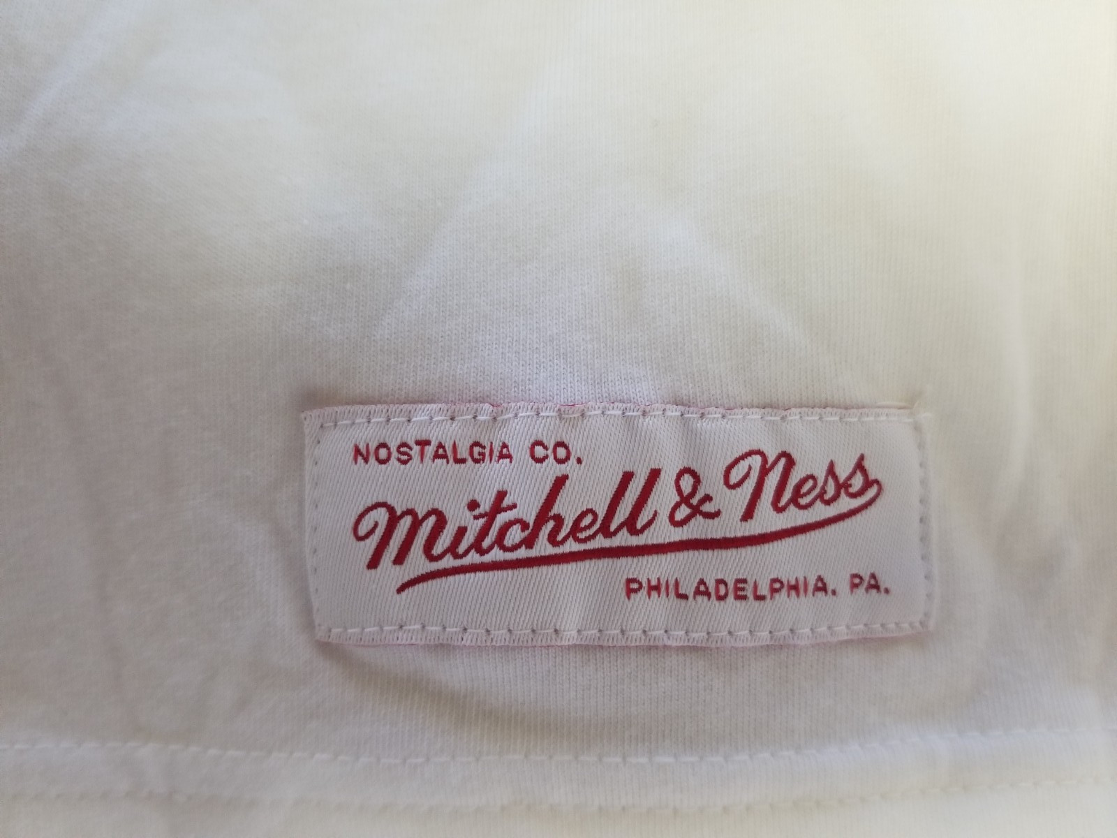 New Mitchell & Ness Mens Branded T-Shirt.