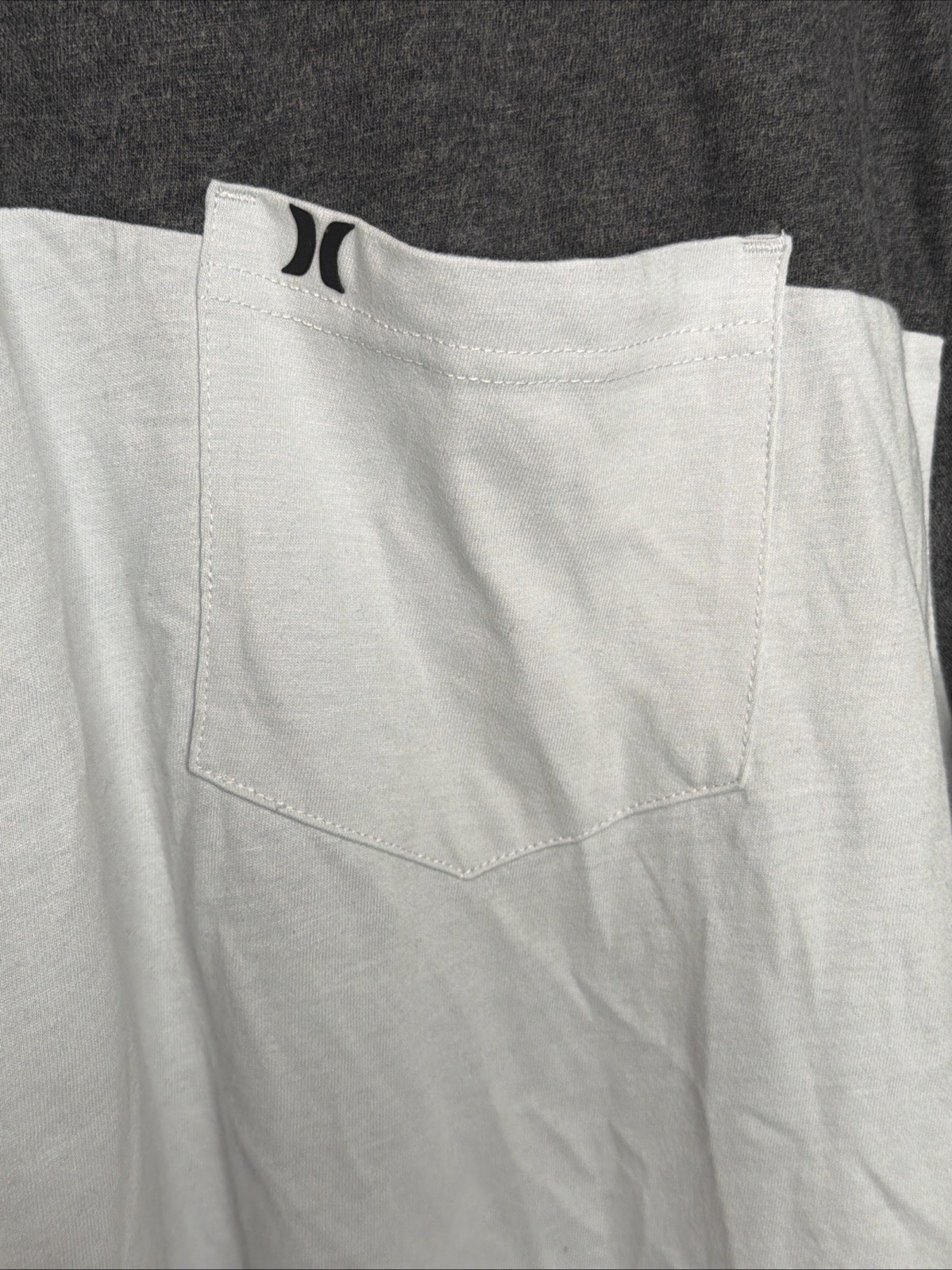 Hurley Men’s T-Shirt Charcoal Gray Short Sleeve One Pocket Blocked Size XXL