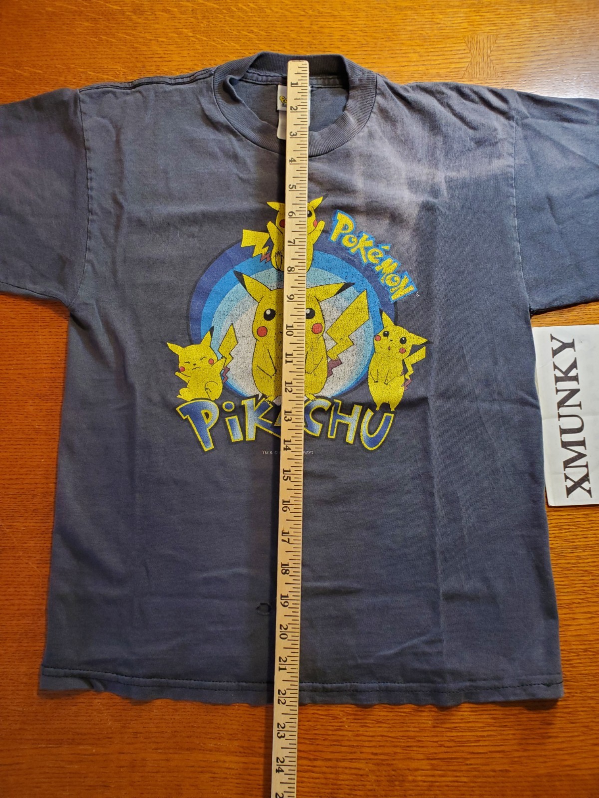 Vintage 1999 Pokemon Pikachu Nintendo T-Shirt XS Black Faded Distressed Nice!