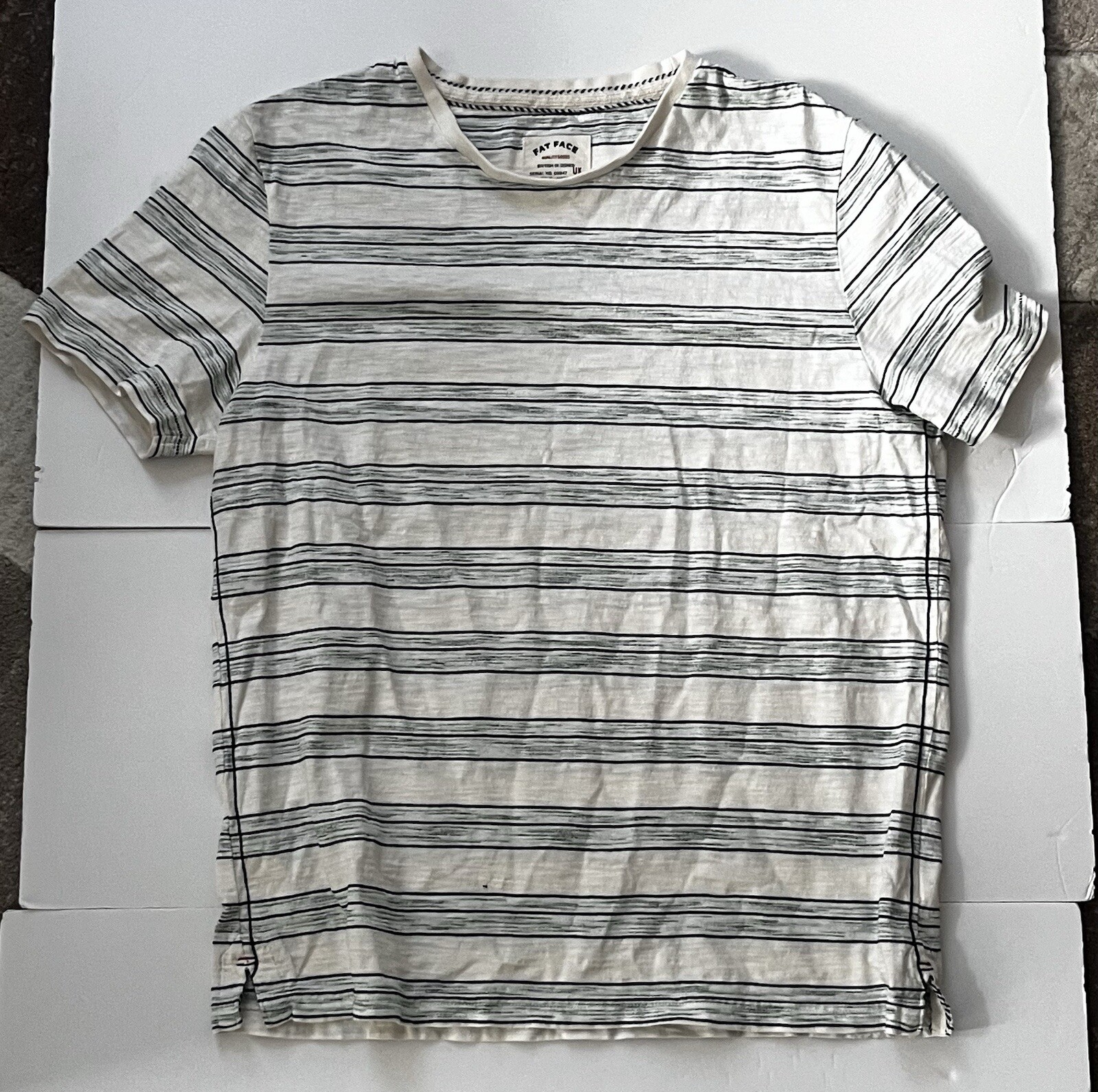 Men’s Fat Face Striped T-Shirt Size Medium