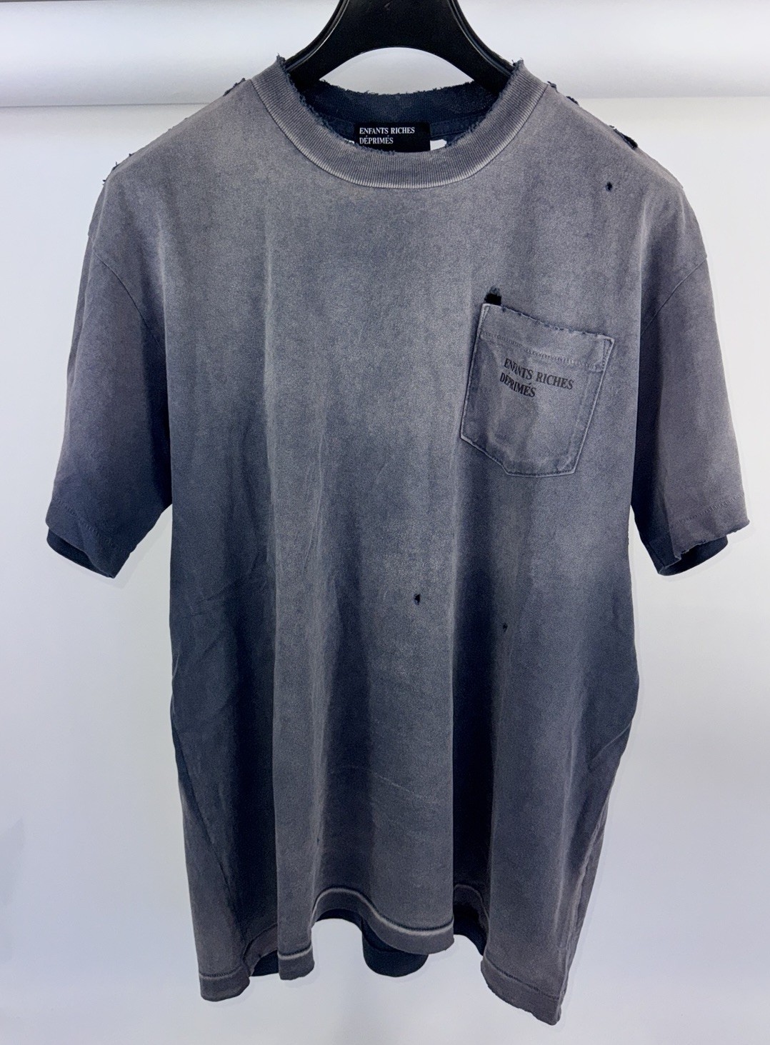 Enfants riches Deprimes – Logo Print Distressed T-Shirt Size: M