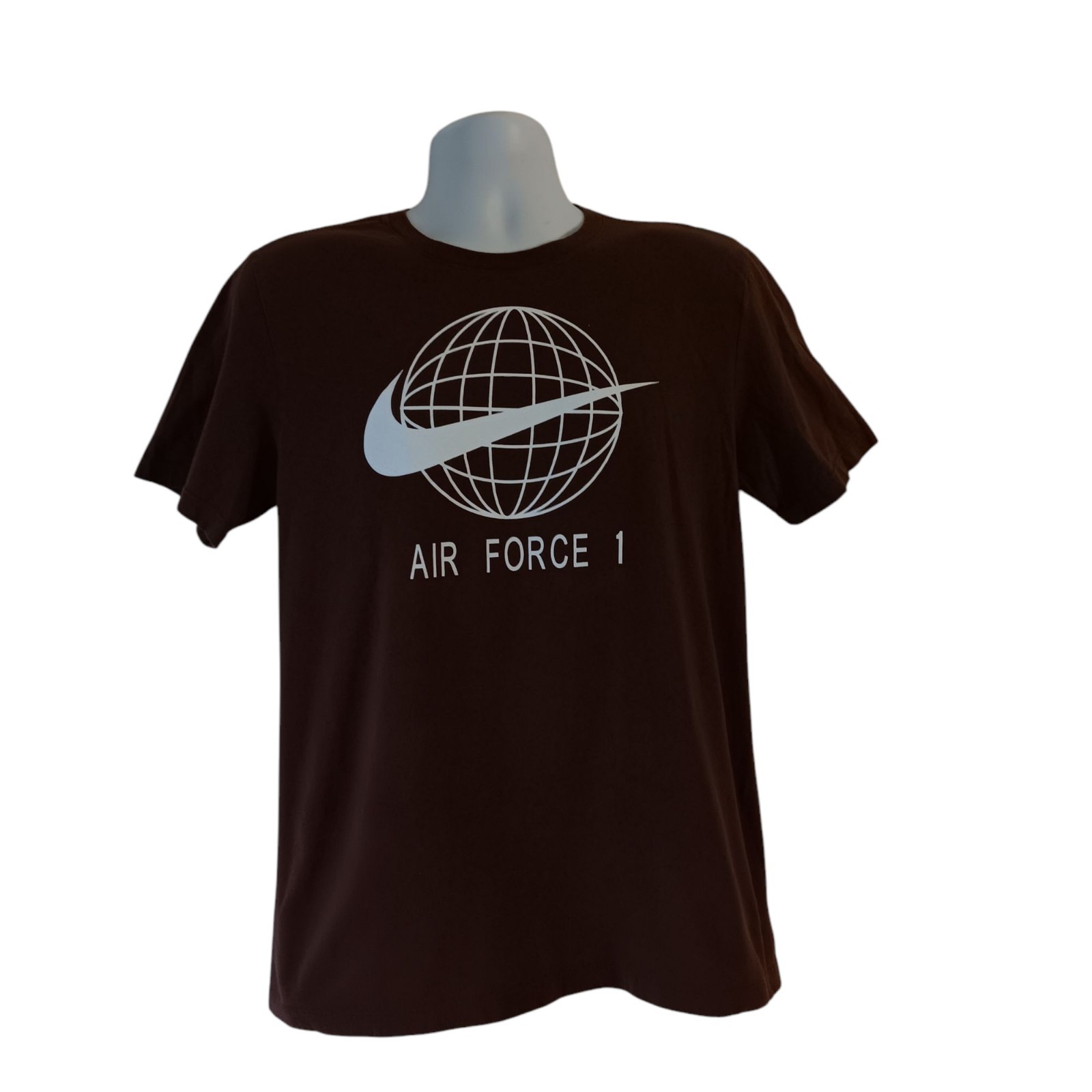 Nike Air Force 1 men’s brown short-sleeve graphic t-shirt size M