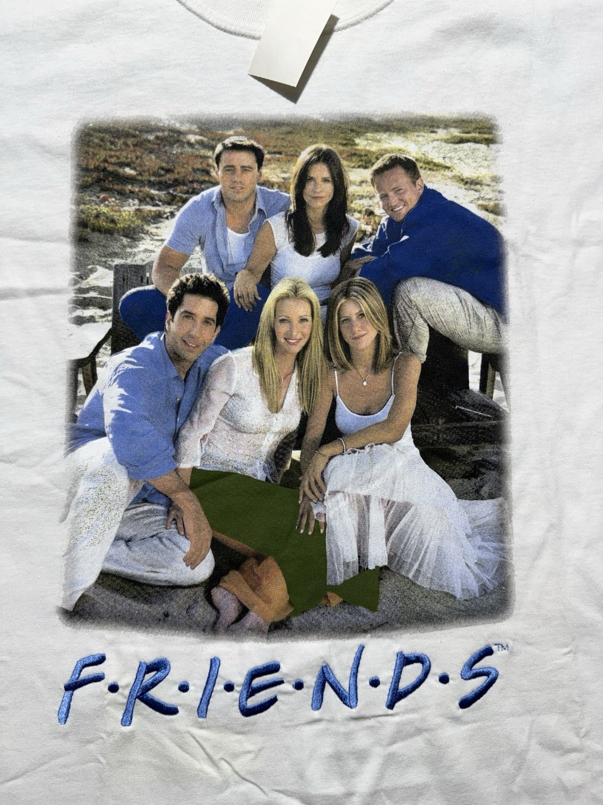 VTG 04” NBC Store FRIENDS Embroidered Logo TV Show Cast White T-Shirt Sz XL NWT