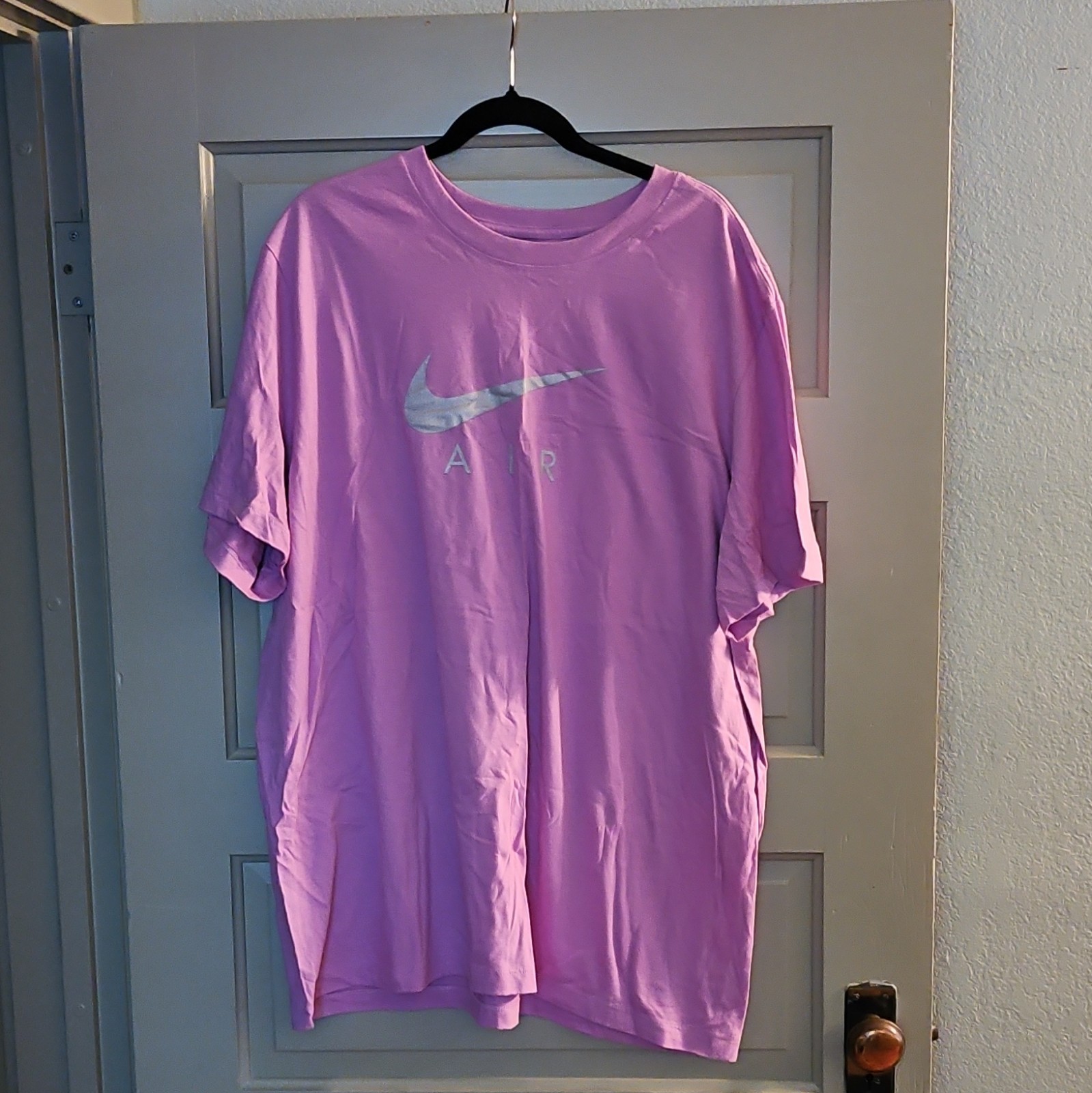 Nike The Nike Tee Air Purple Logo Crew Neck Short Sleeve Women’s T-Shirt 2XL